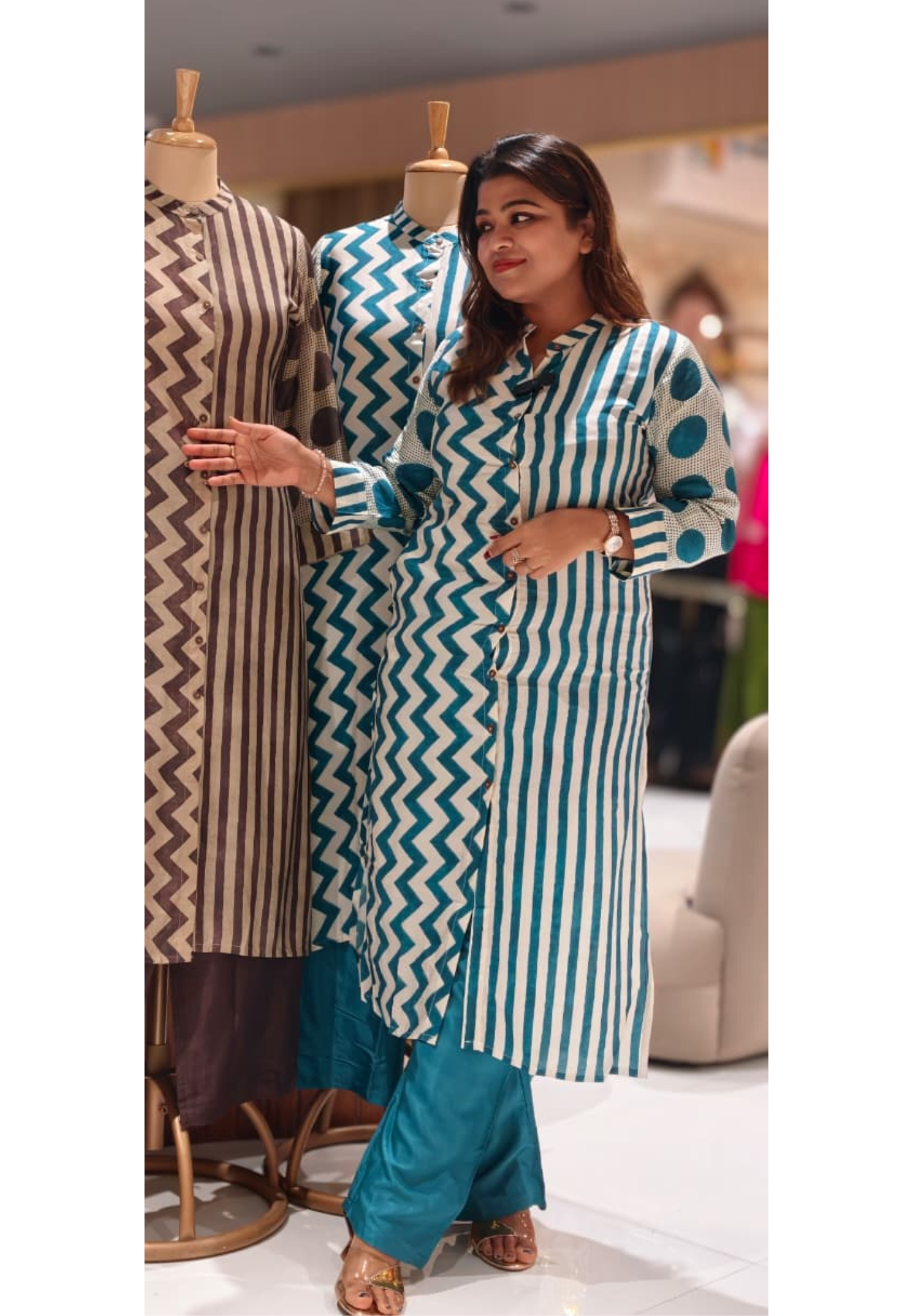Striking Zig-Zag With Striped Stylish Kurta Pant Set In Muslin Fabric- 13456