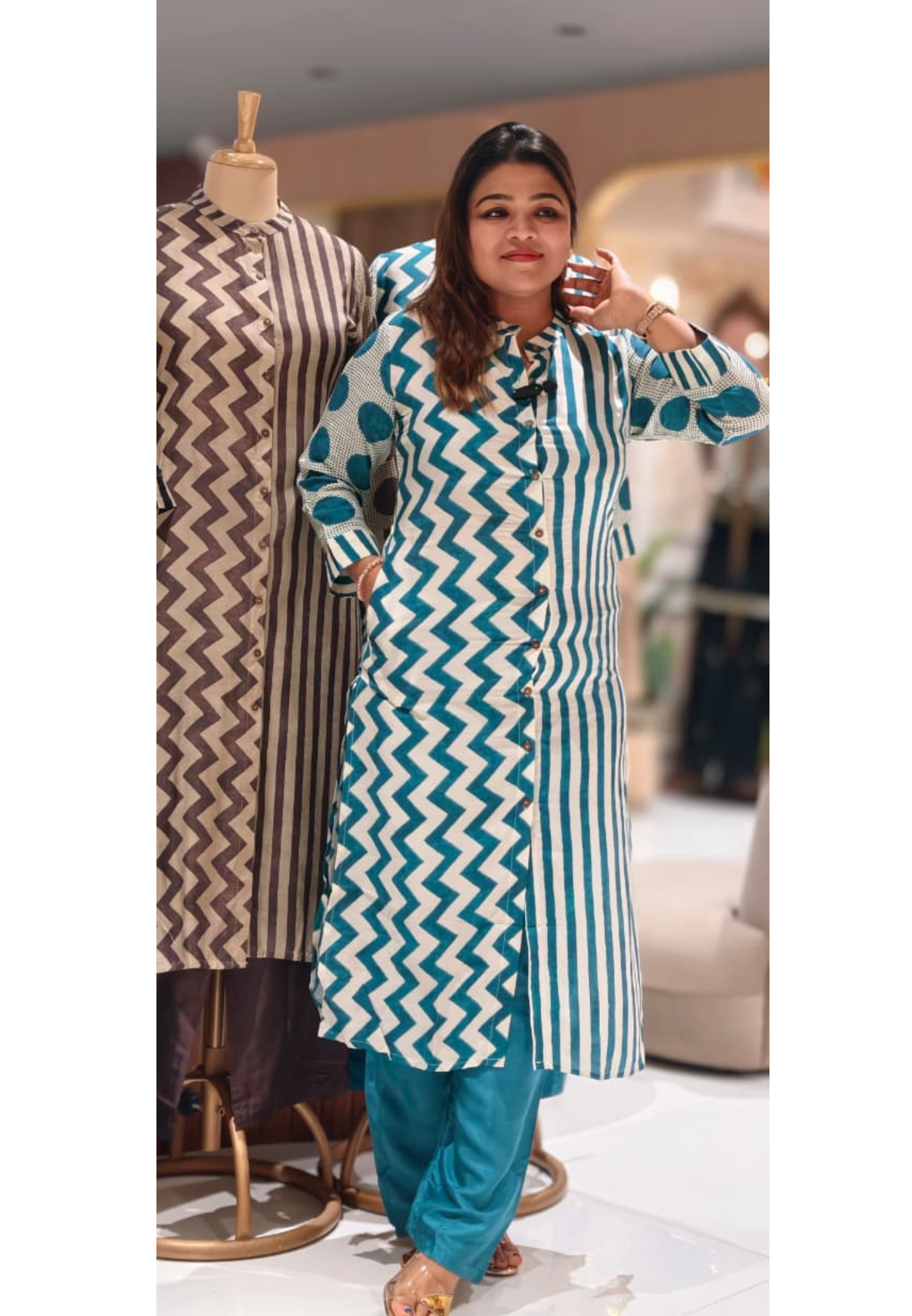 Striking Zig-Zag With Striped Stylish Kurta Pant Set In Muslin Fabric- 13456