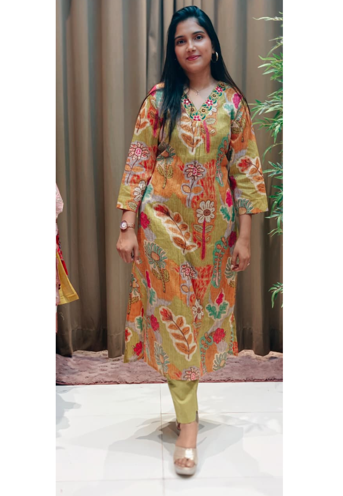 Cute Floral Patch Artistry Print Kurta Pant Set In Cotton Fabric- 13470