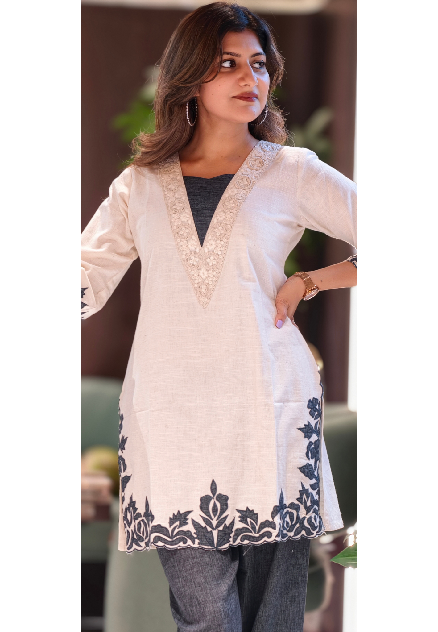 Cream V-Neck Tunic with Contrast Floral Appliqué and Charcoal Linen-Finish Pant-13767
