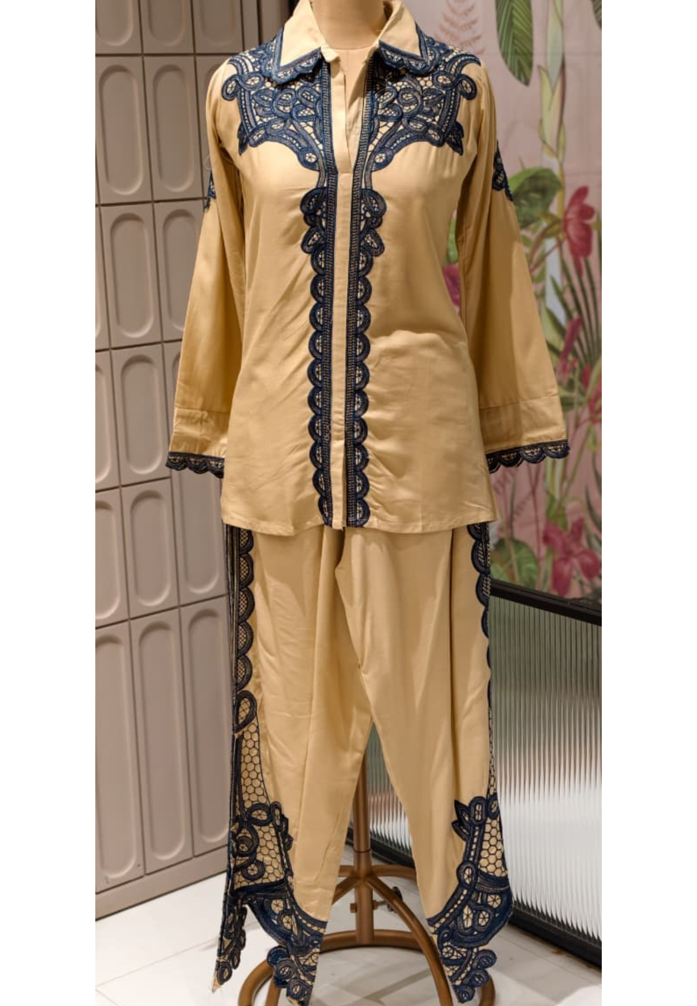 Lace Trimmed Touch Bold Look Casual Wear Co-Ord Set In Rayon Fabric- 14701  RB406