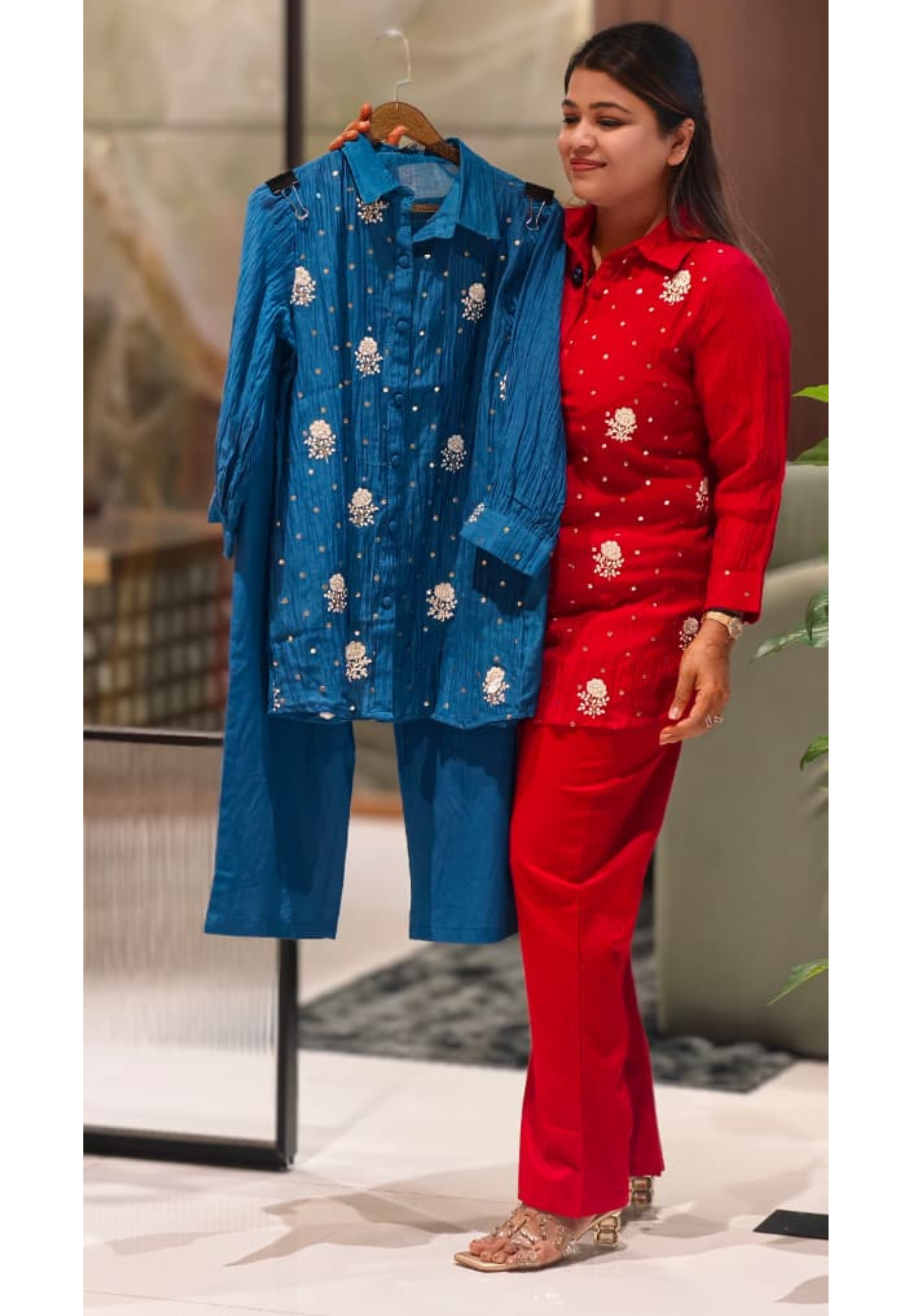 Premium Scattered Floral Embroidered Mul-Chanderi Co-Ord Set With Seperate Inner- 15313