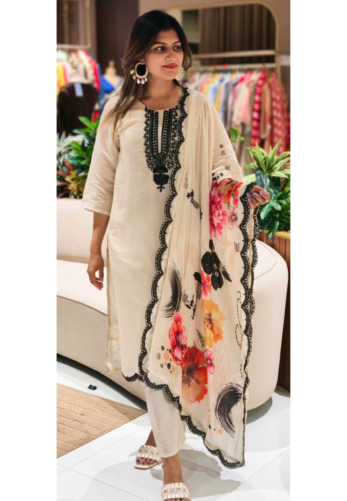 Fine Cut-Dana Embroidered Solid Full Suit Set With Digital Floral Prints Dupatta In Muslin Fabric- 16221