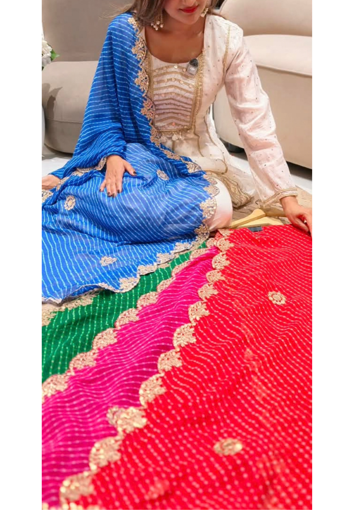 Leheriya Bandhani Dupatta with Gold Cutwork Lace Border- 16397