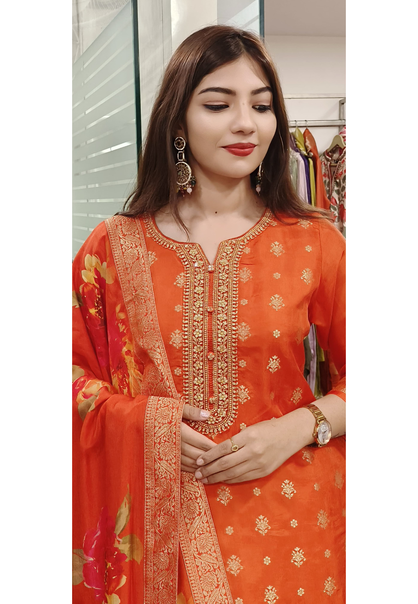 Bansari Baag – Elegant Suit Set with Brocade Bottom & Silk Floral Dupatta-09122