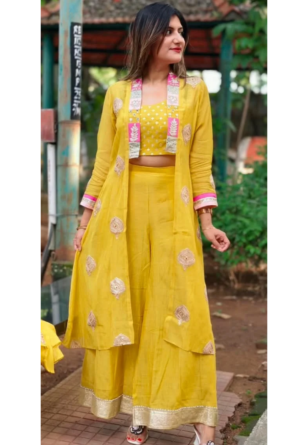 Festive Chich Pop-Out Color Embroidery Detailing Outer With Bustier & Loose Matching Bottom In Mul-Chanderi Fabric- 16597