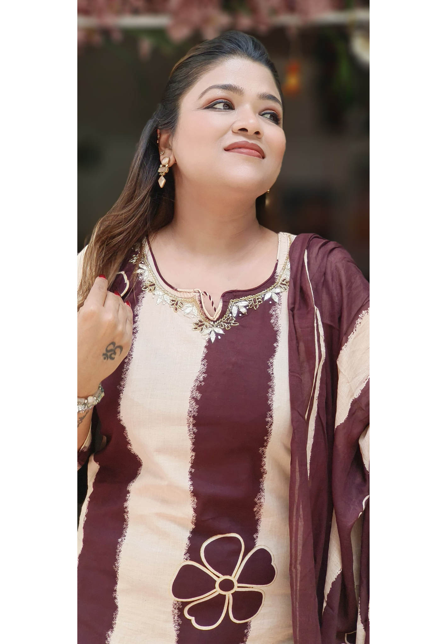 Floral Strape Full Suit Set With Dupatta In Cotton Fabric