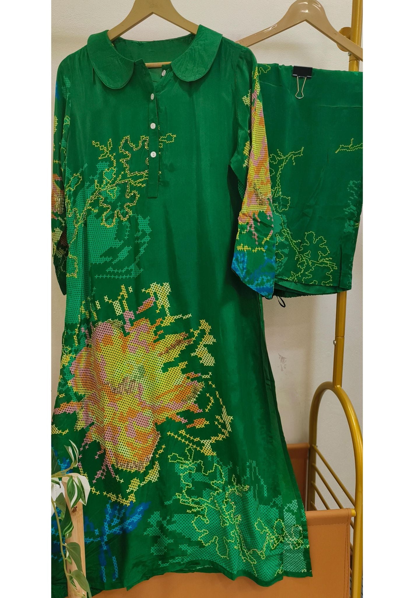 Beautiful floral Digital printed crape collar neck kurta pant - DRY WASH-05984