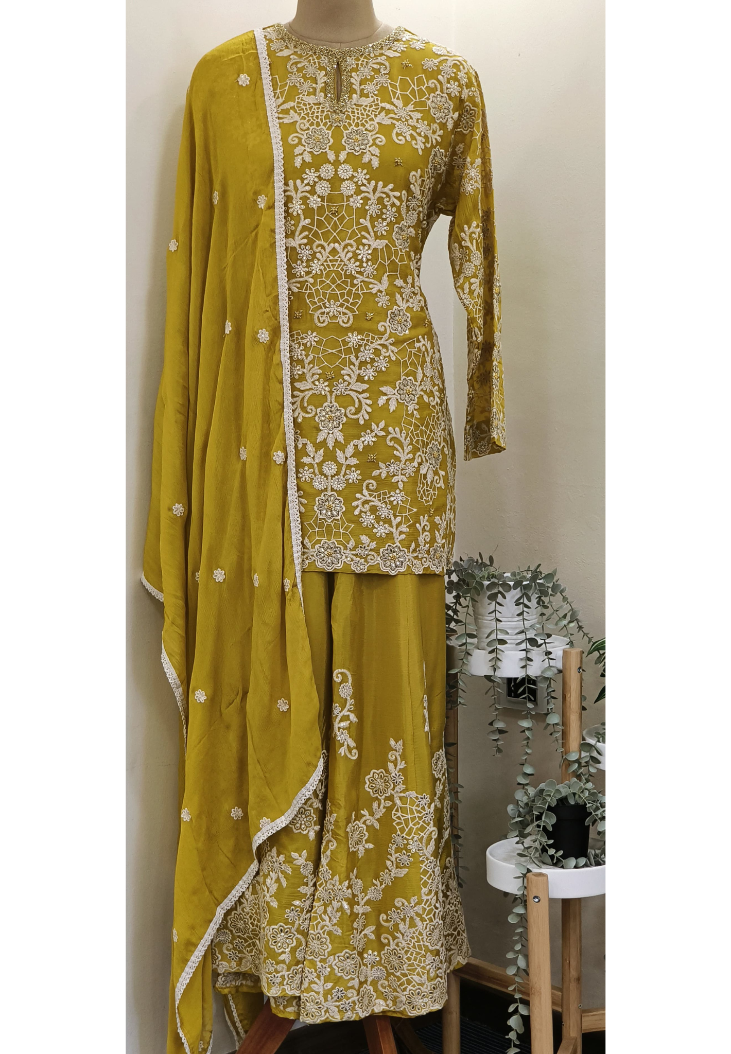 Beautiful chinon thread embroidery full set with embroidery plazzo and dupatta  DRY WASH 05902