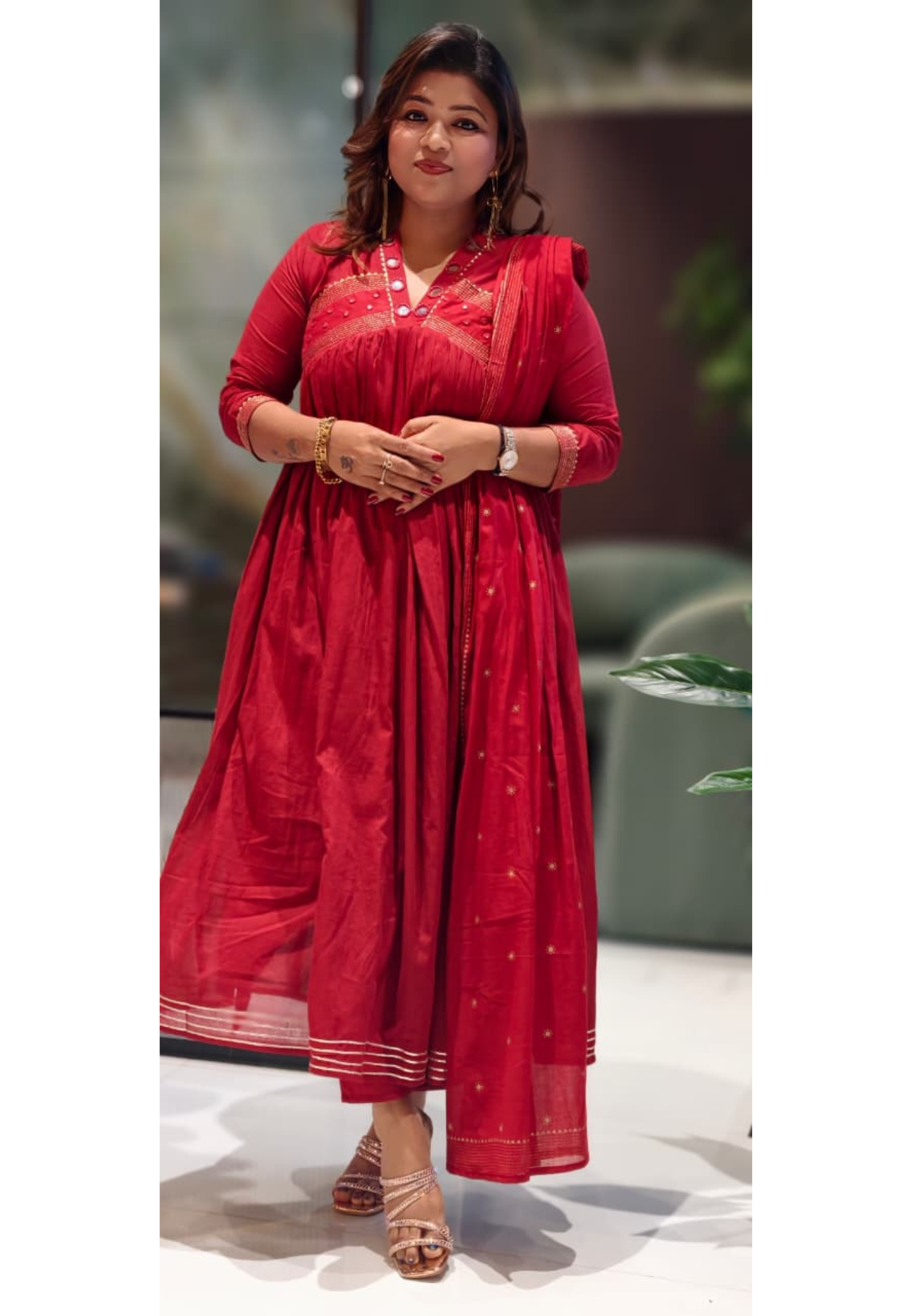 Golden Elegant Lace With Mirror Work Alia Cut A-Line Mul Cotton Full Suit Set With Dupatta-13043 (Maroon Colour Dispatching After 10 Days)