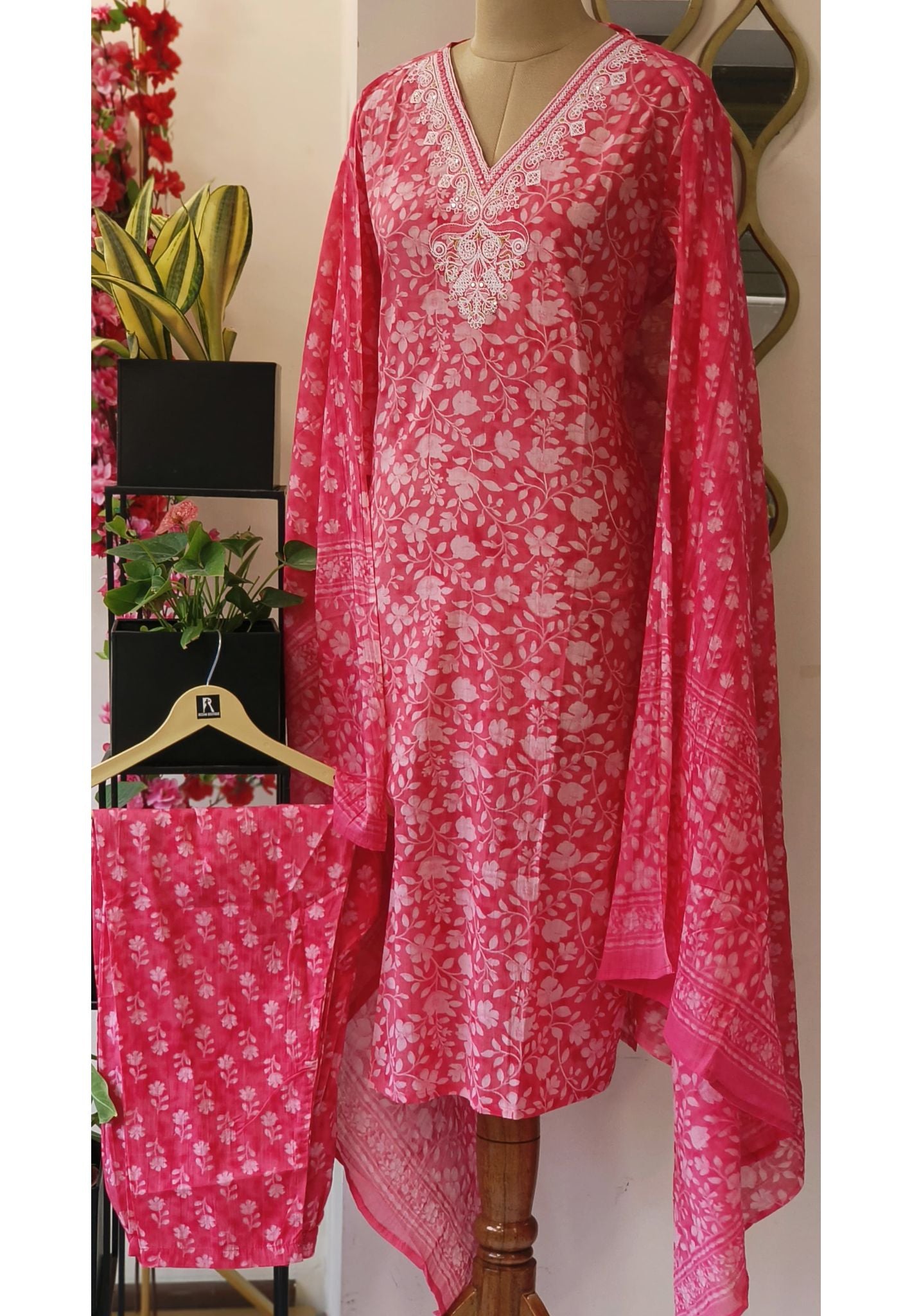 Pecah floral summer Printed Cotton kurta with pant and Dupatta-05314