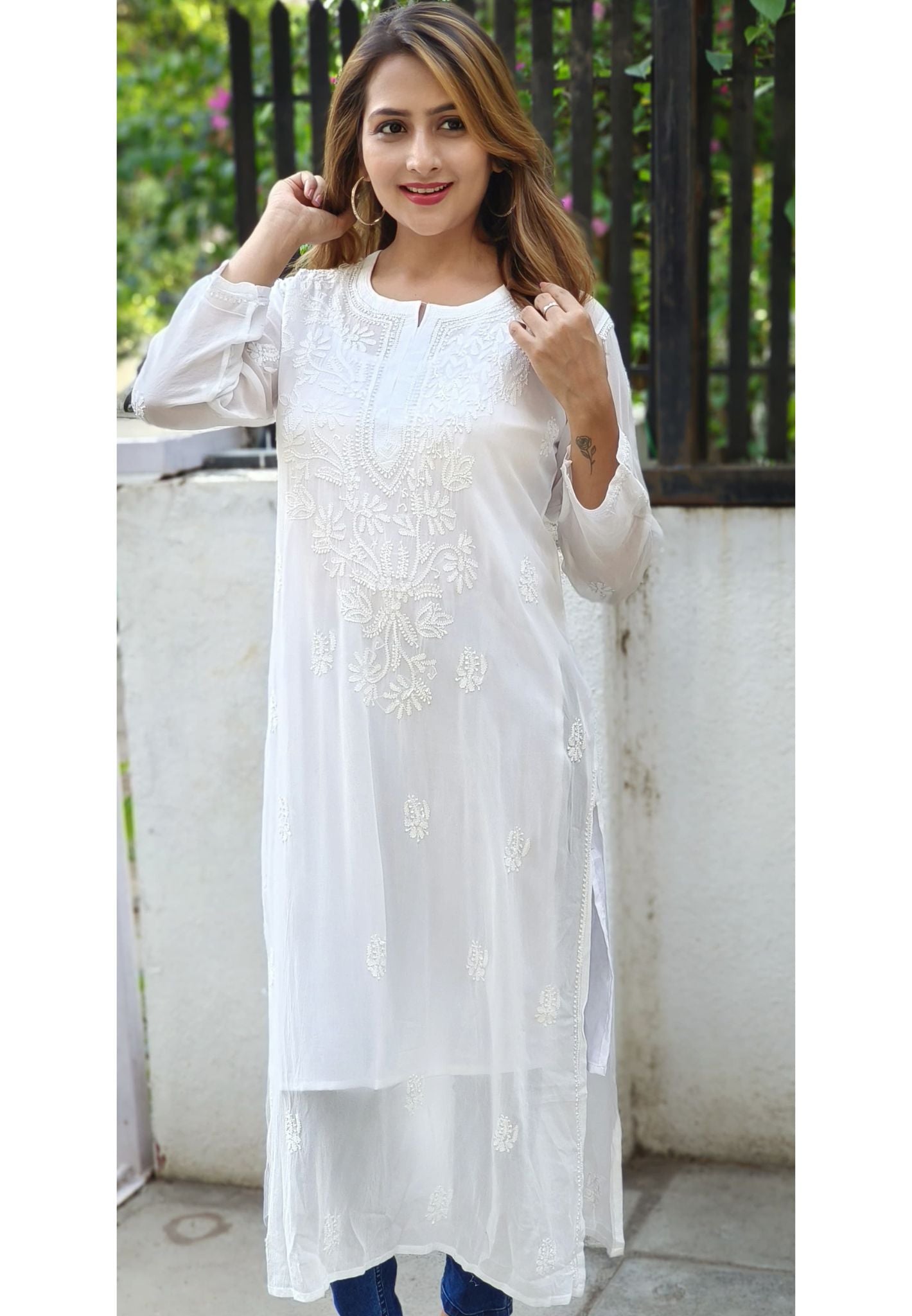 Georgette Chikankari White Embroidered with Separate Linig-05390