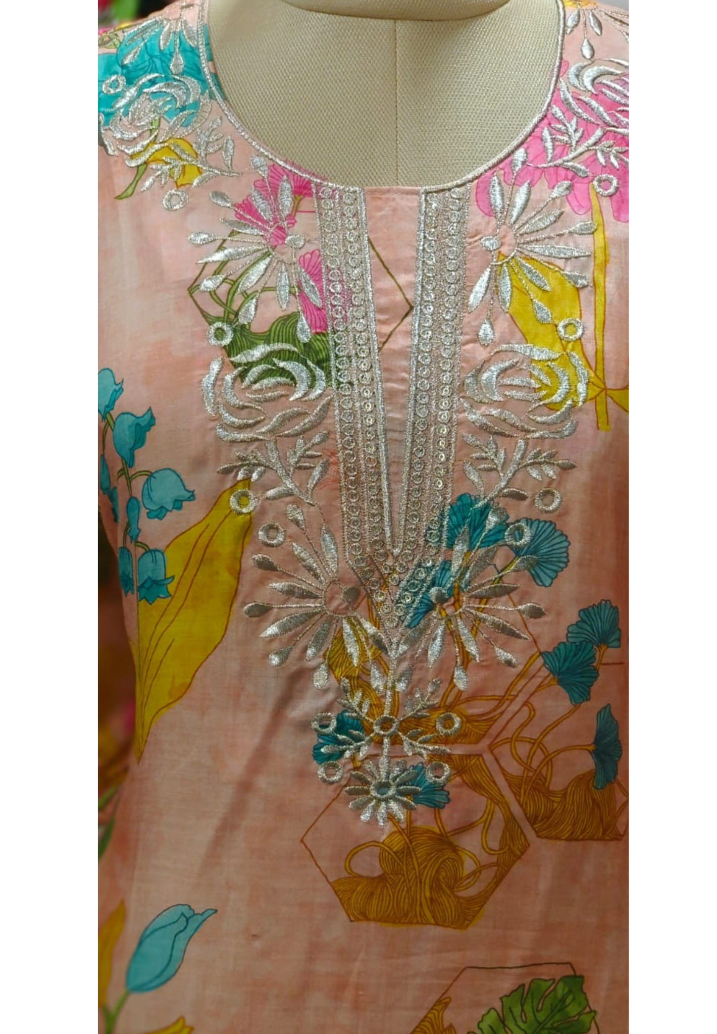 Floral Printed muslin Zari  embroiderd only kurti-05978