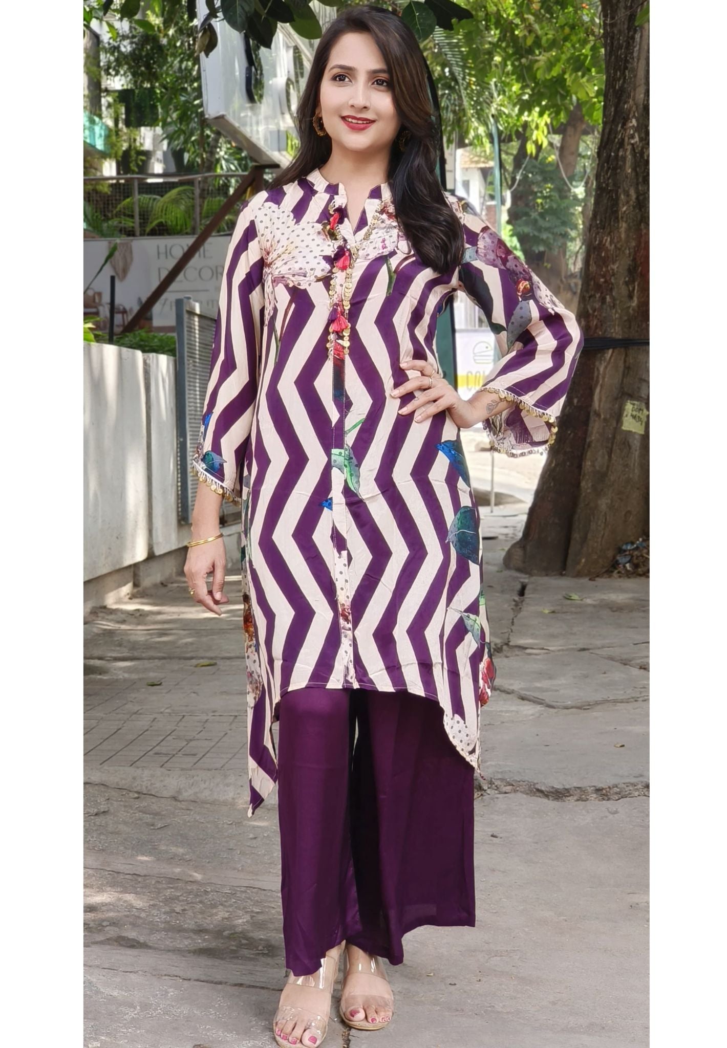 Stylish High Low Pure Crape Kurta With Loose Pants