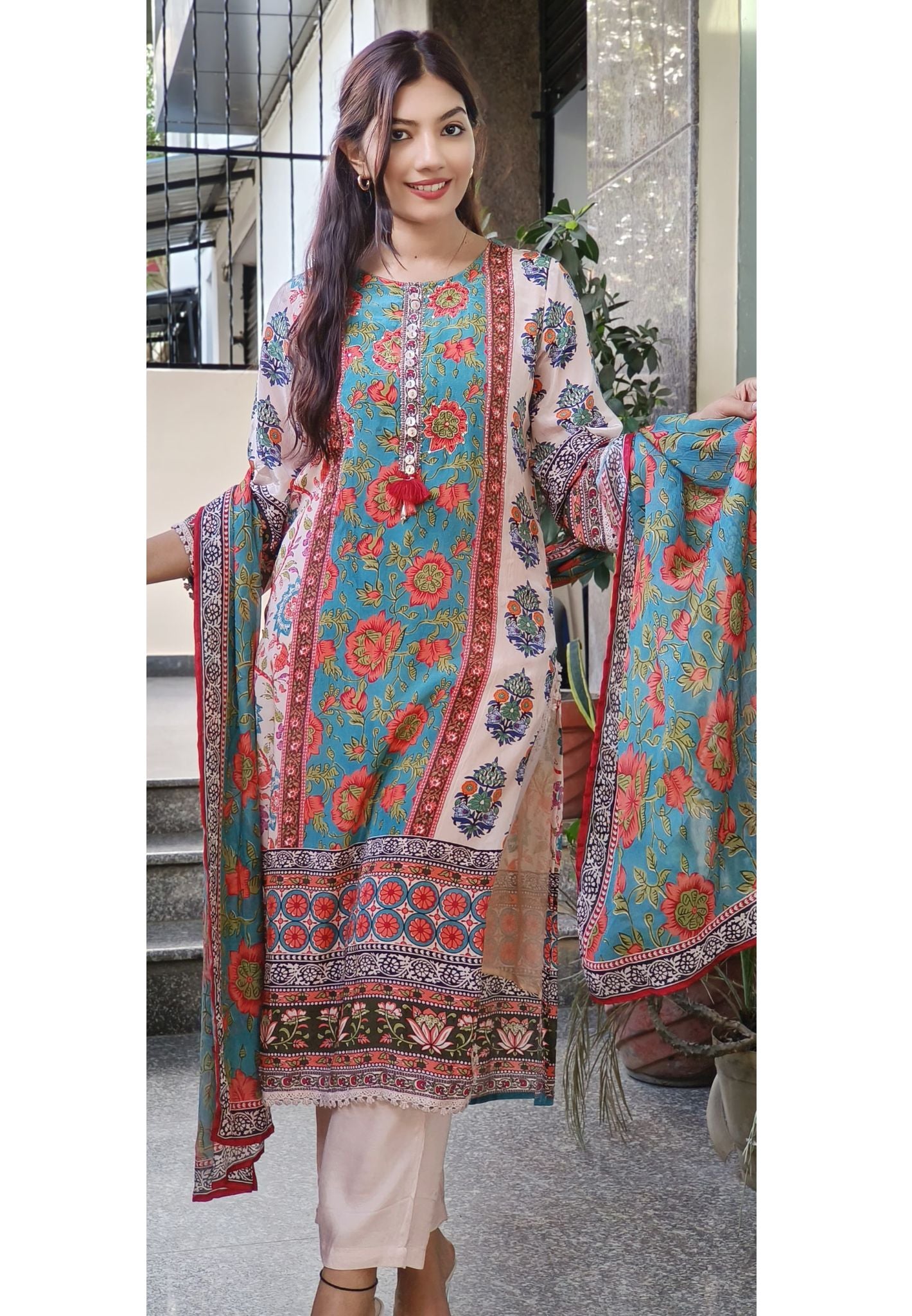 Elegant Pure Crepe Floral Printed Full Suit Set for a Graceful Look-08814