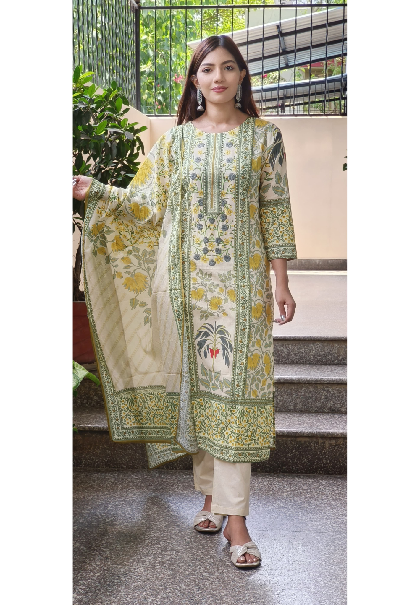 Floral Printed Cotton Full Kurta Pant Set With Dupatta-09609