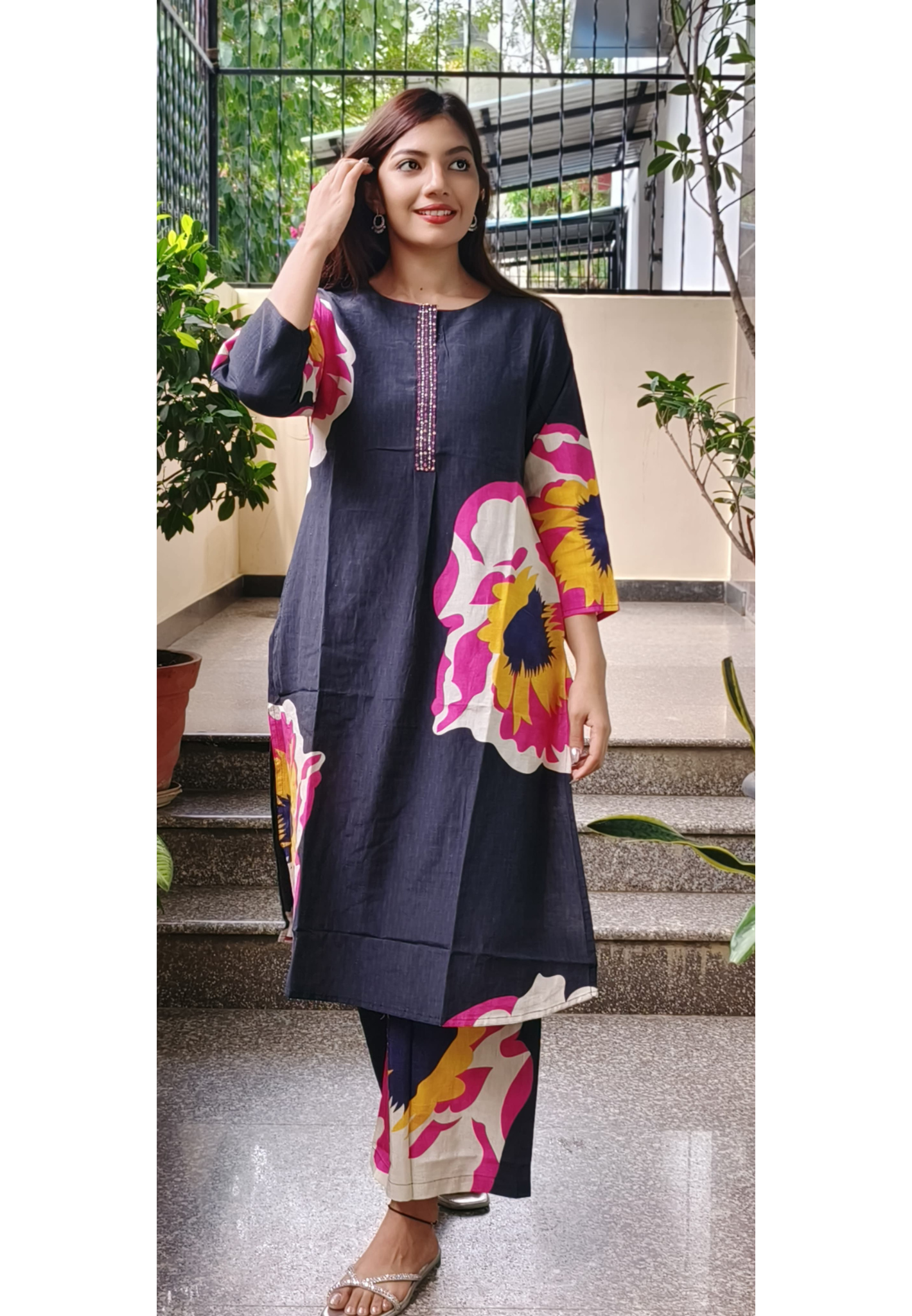 Beautiful Huge Flower Print Linen Kurta Pant Set- 09747