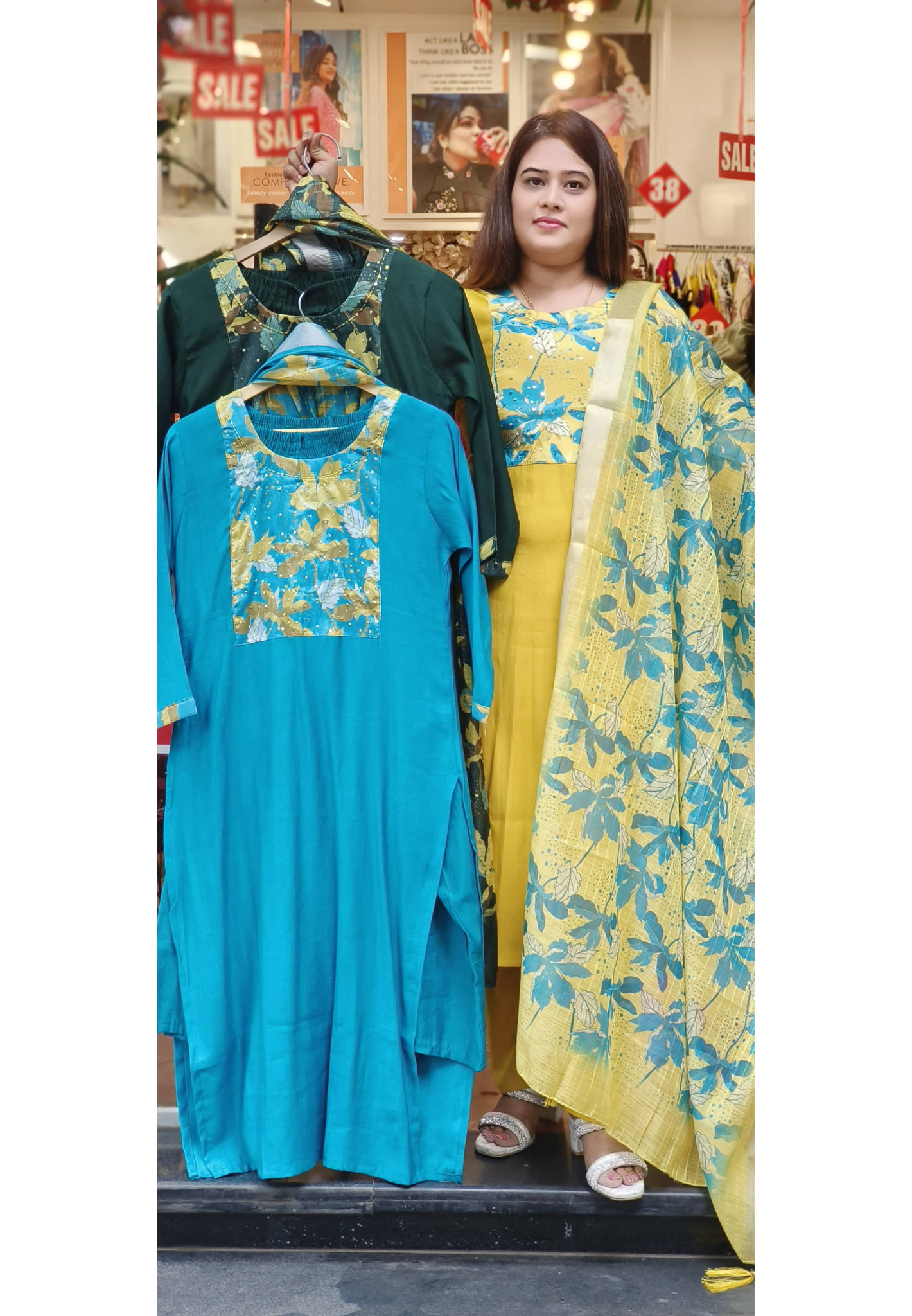 Floral Front Design Straight Kurta Pant Set With Dupatta In Mudal Muslin Fabric (Lean Fit) DISPATCHING WILL BE DELAYED BY 1 WEEK