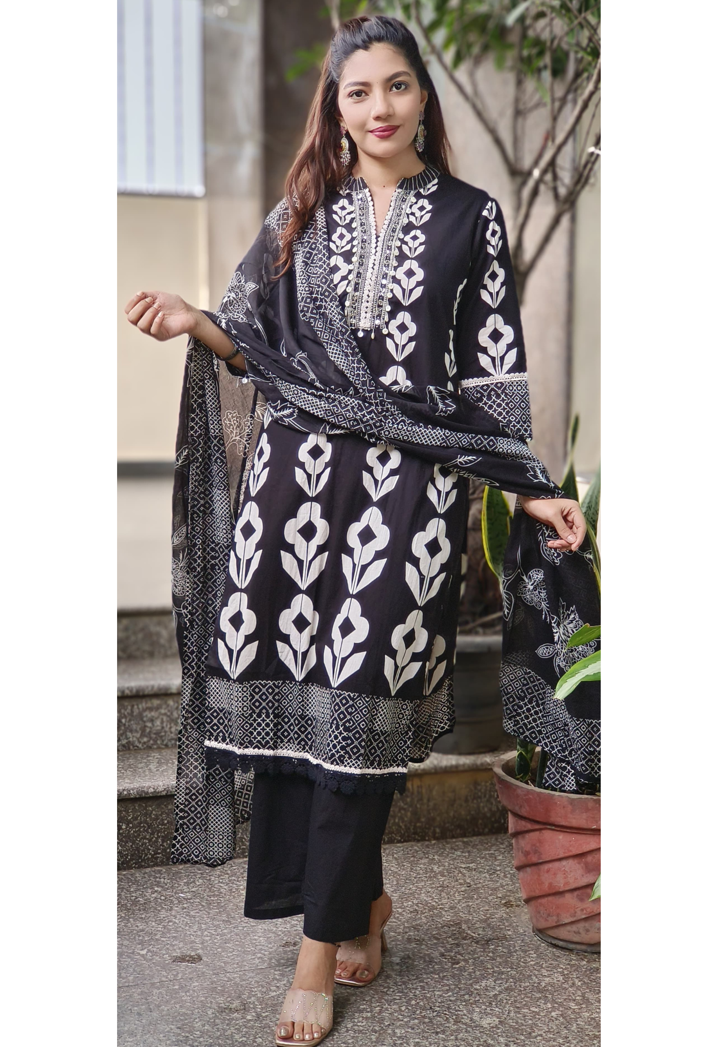 Aafreen Block Bloom Full Suit Set With Dupatta In Cotton