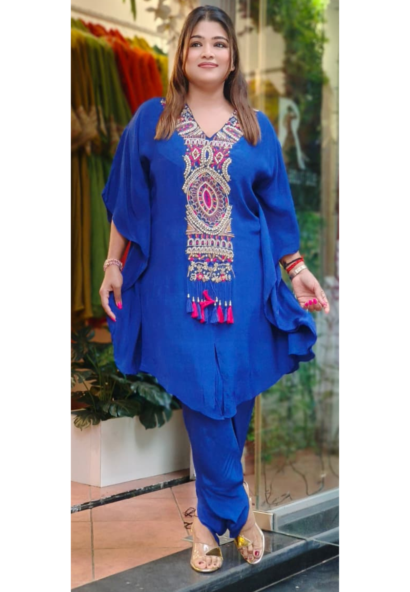 Stylish Long Neck Unique Designed Kaftan In Crepe Fabric With Bottom Body Cone Lean Fit