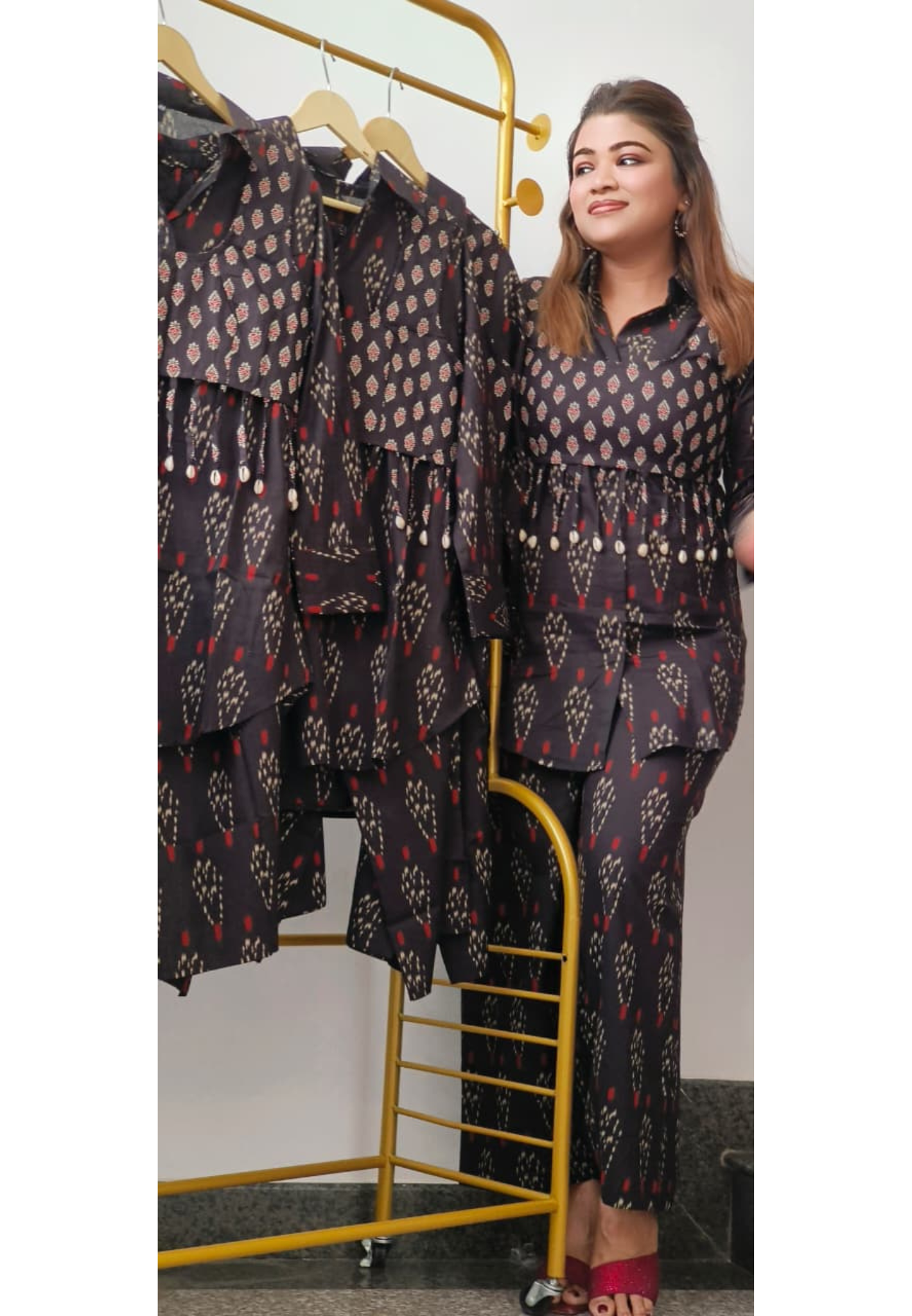 Shell Tassel Printed Stylish Co-Ord Set With Outer Jacket In Cotton Fabric-10907