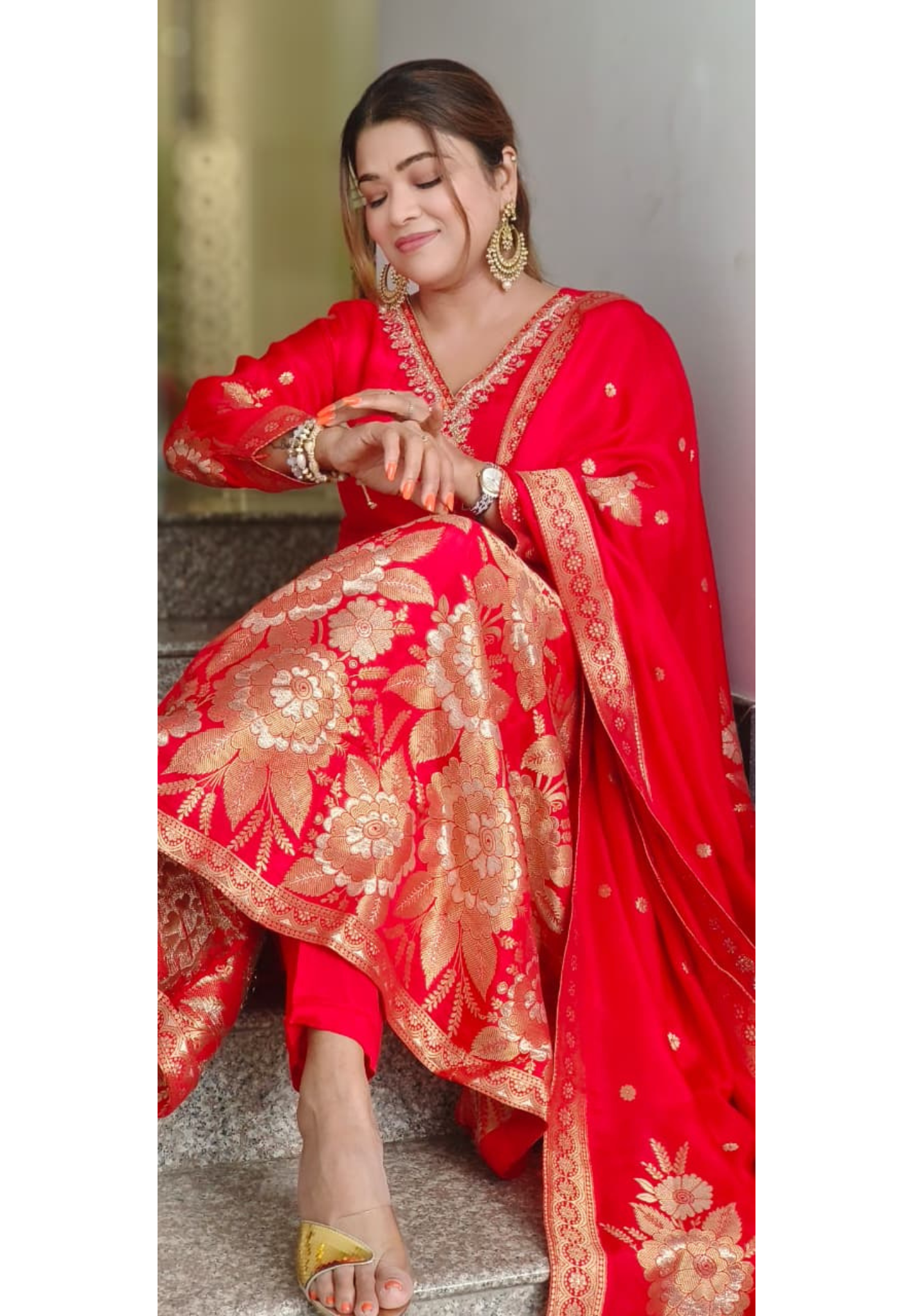 Zardosi V-Neck Co-ordinated Floral Print Banarasi Anarkali Full Suit Set With Dupatta
