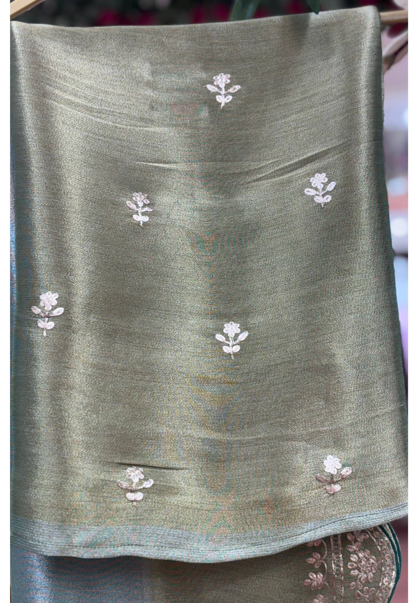 Very Elegant Soft Look Dual Tone Tissue Designer Saree With Unstitched Blouse