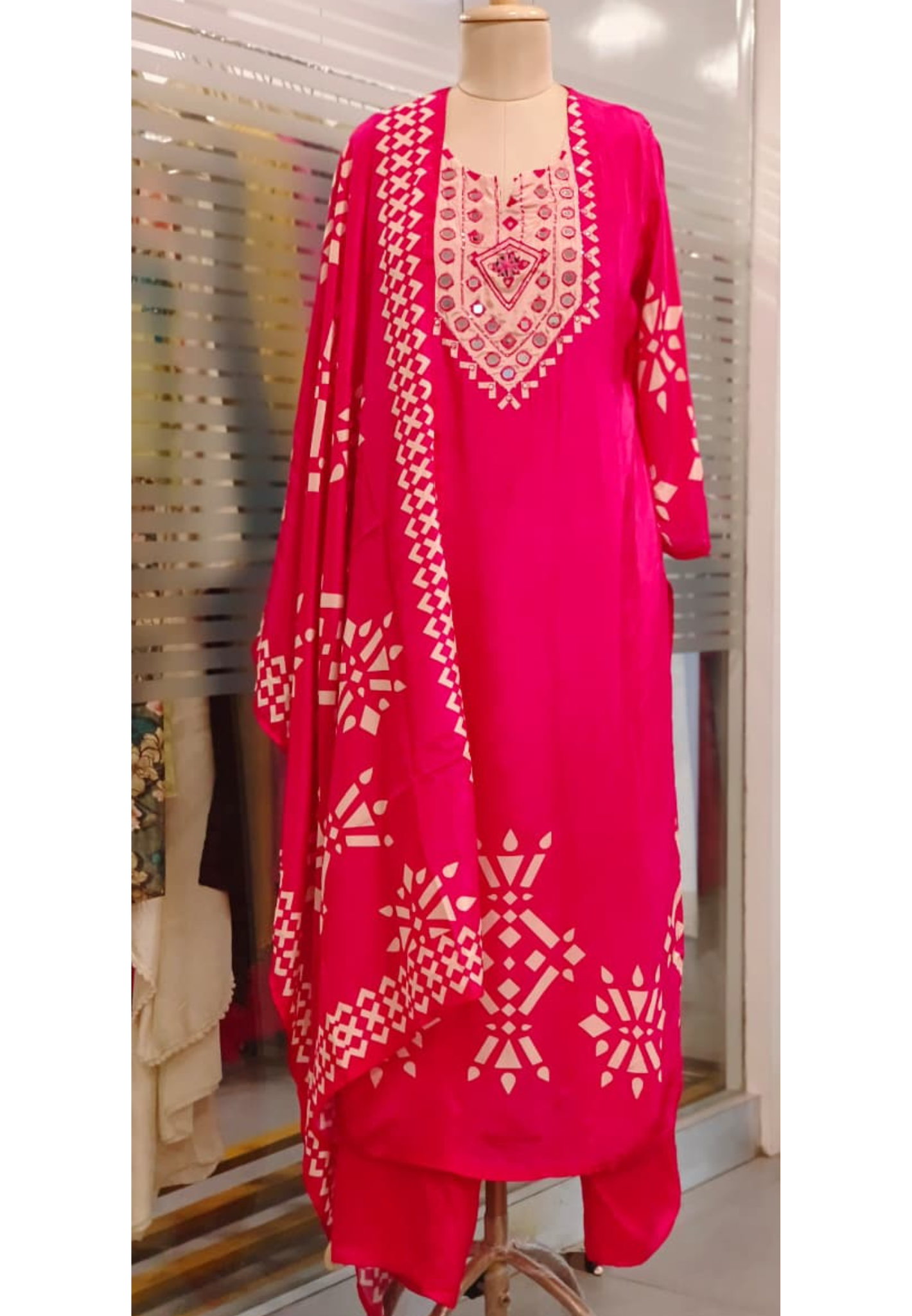 Real Mirror Yoke Abstract Print Full Suit Set With Dupatta In Crepe Fabric