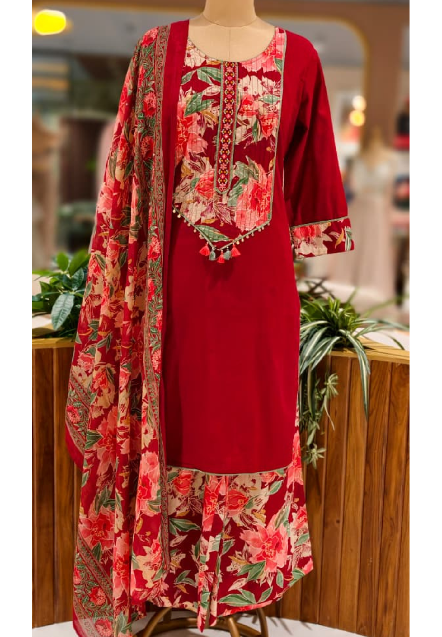 Cotton Floral Printed In Yoke Solid Sides Full Suit Set With Printed Bottom & Dupatta-13243