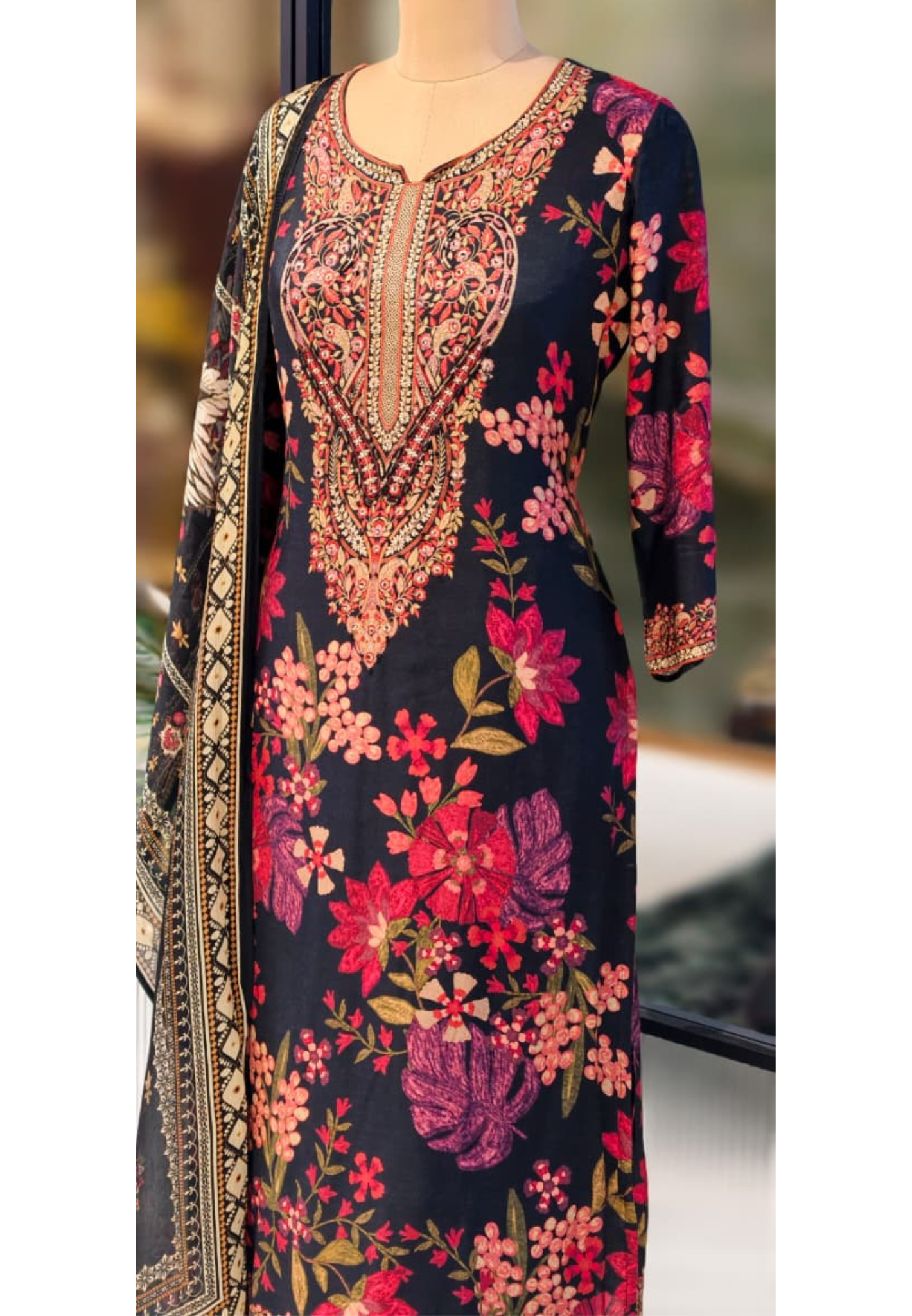 Digital Floral Placement Print Straight Full Suit Set With Dupatta In Muslin Fabric- 13153
