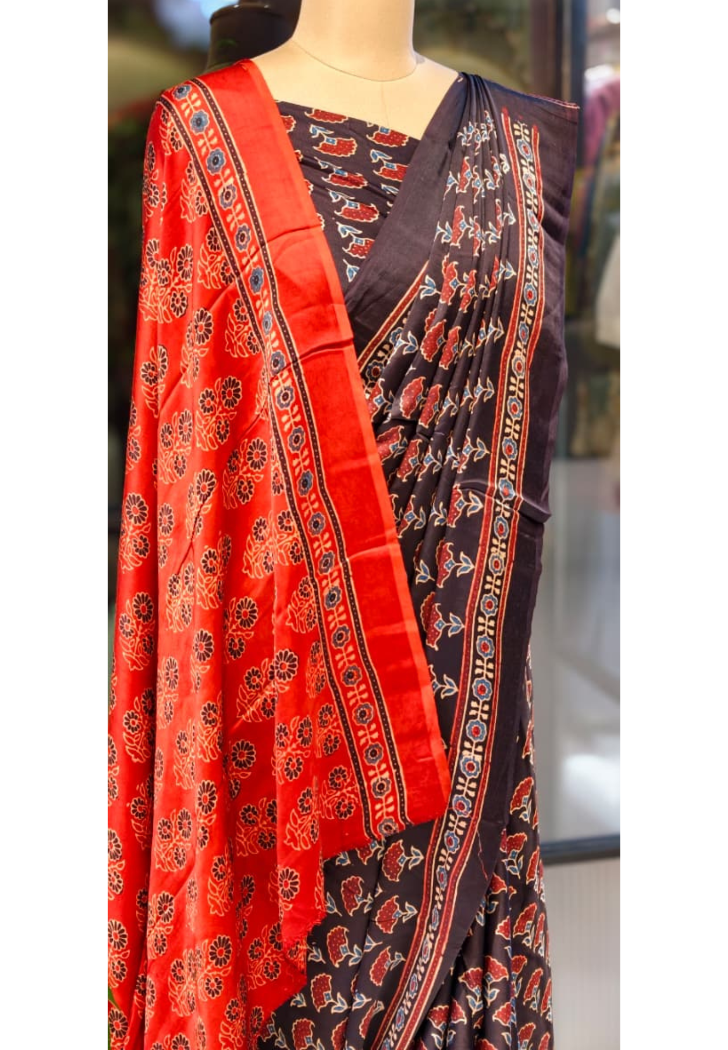 Vanika Floral Ethnic Print Dark Shade Saree With Unstitched Blouse