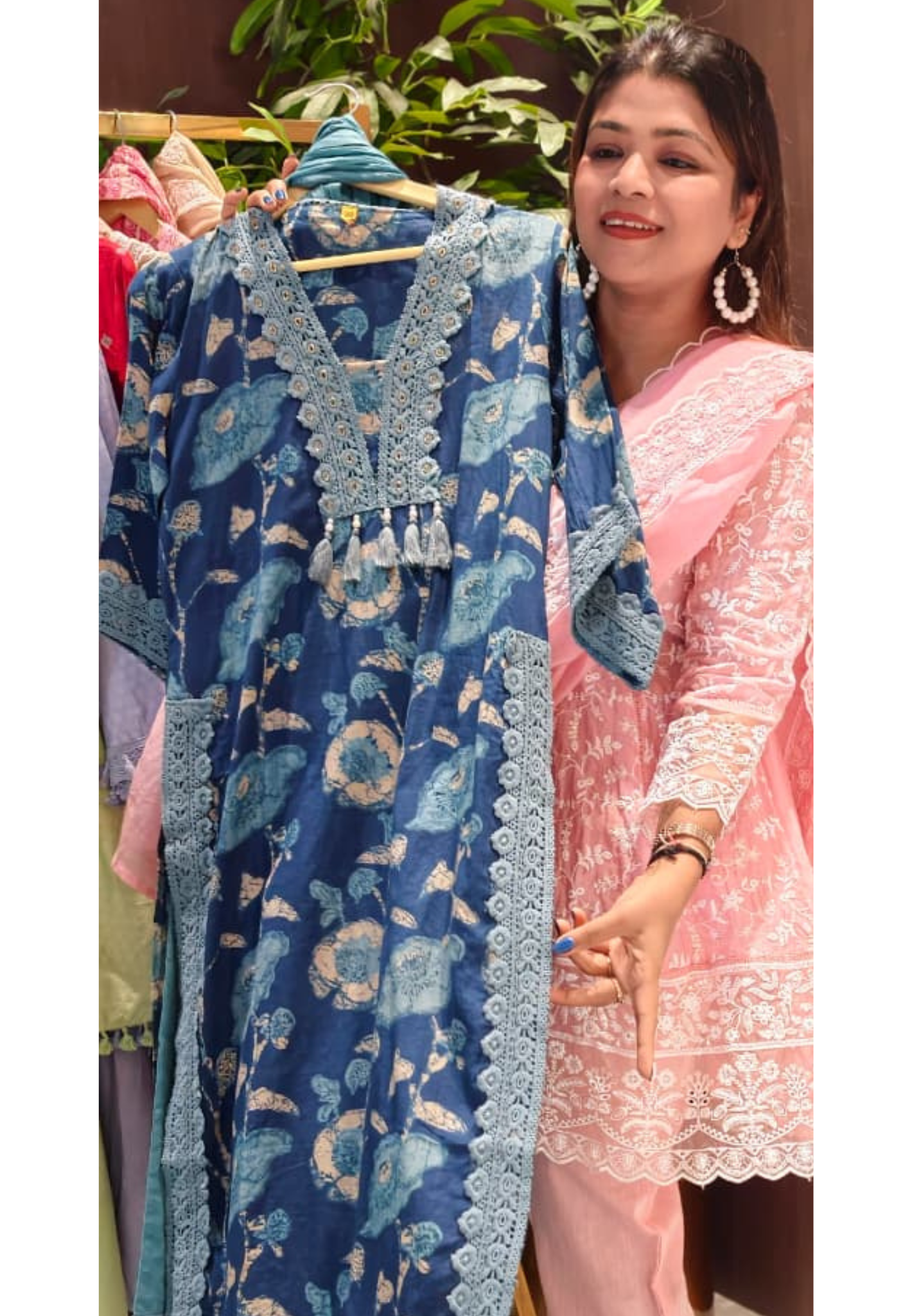 Crosia Trimmed Lace Work Neck Line Bordered Floral Printed Cotton Full Suit Set With Dupatta- 13912