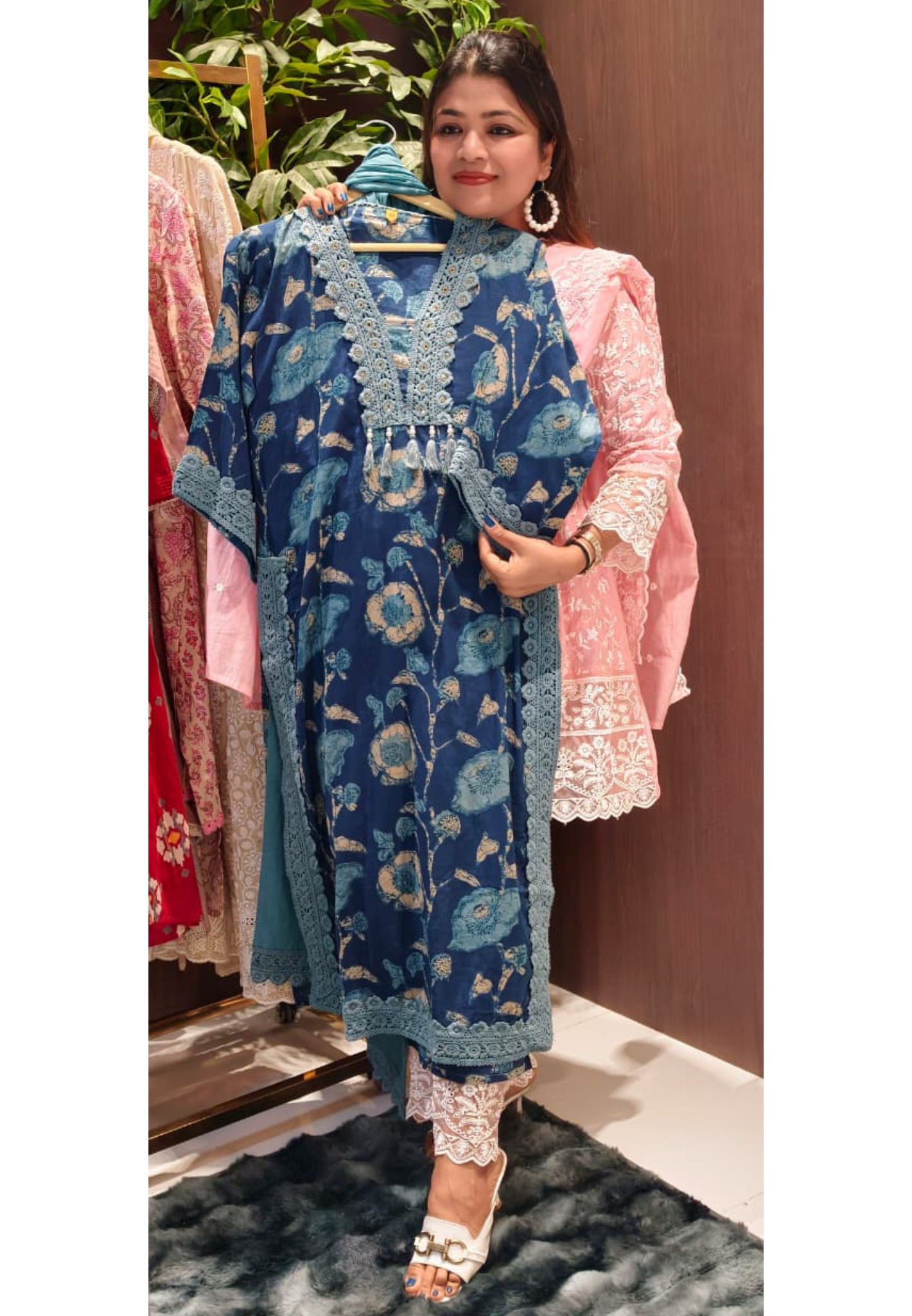 Crosia Trimmed Lace Work Neck Line Bordered Floral Printed Cotton Full Suit Set With Dupatta- 13912
