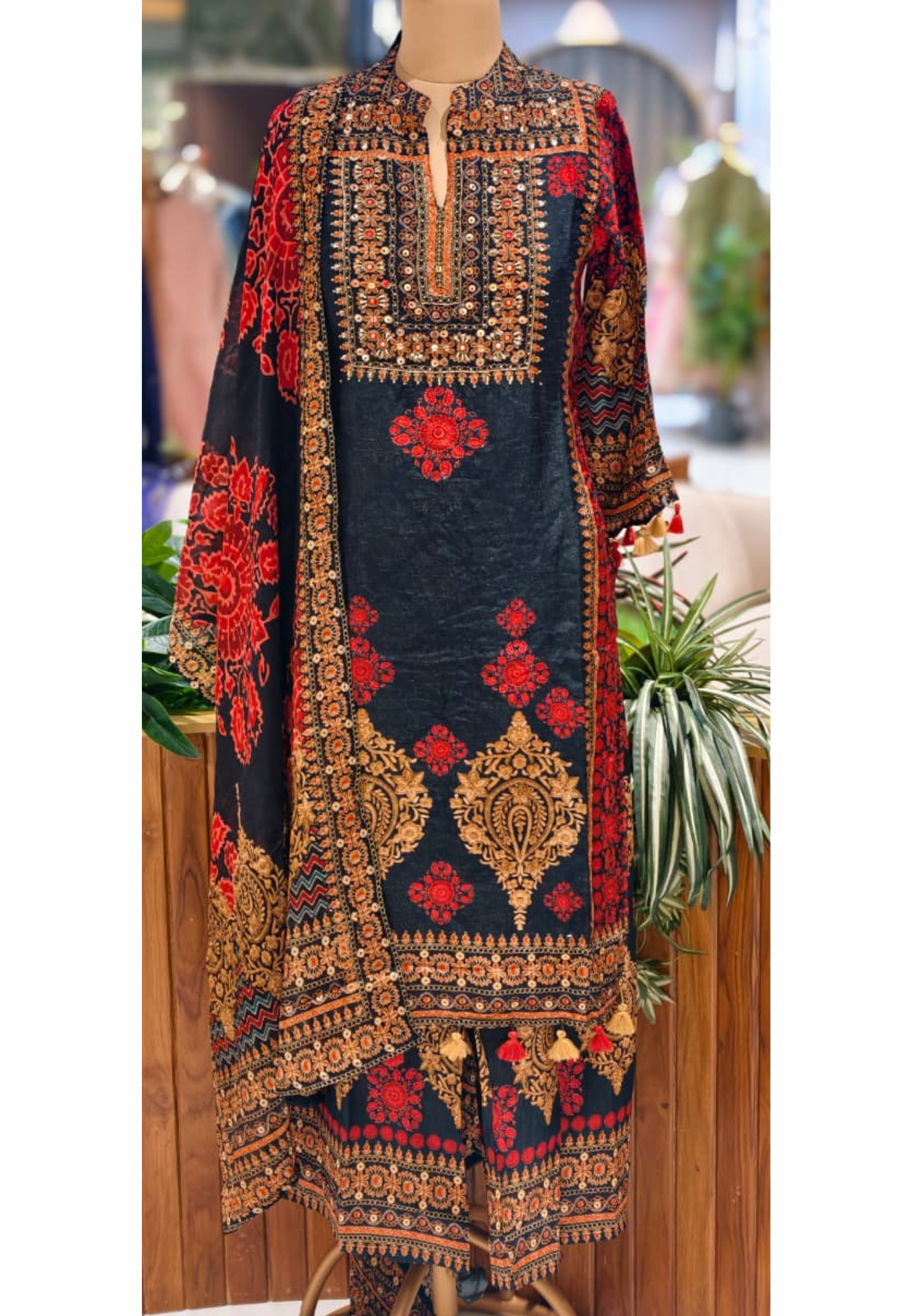 Classic Grand Placement Print Russian Silk Full Suit Set With Dupatta With Mul Cotton Lining-14346 RB231