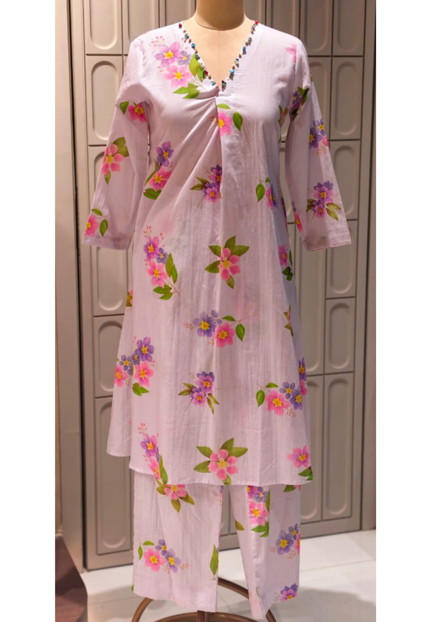 Pastel Lavender A-Line Soft Cotton Floral Printed Kurta with Beaded Neckline And Loose Bottom-14491  RB289