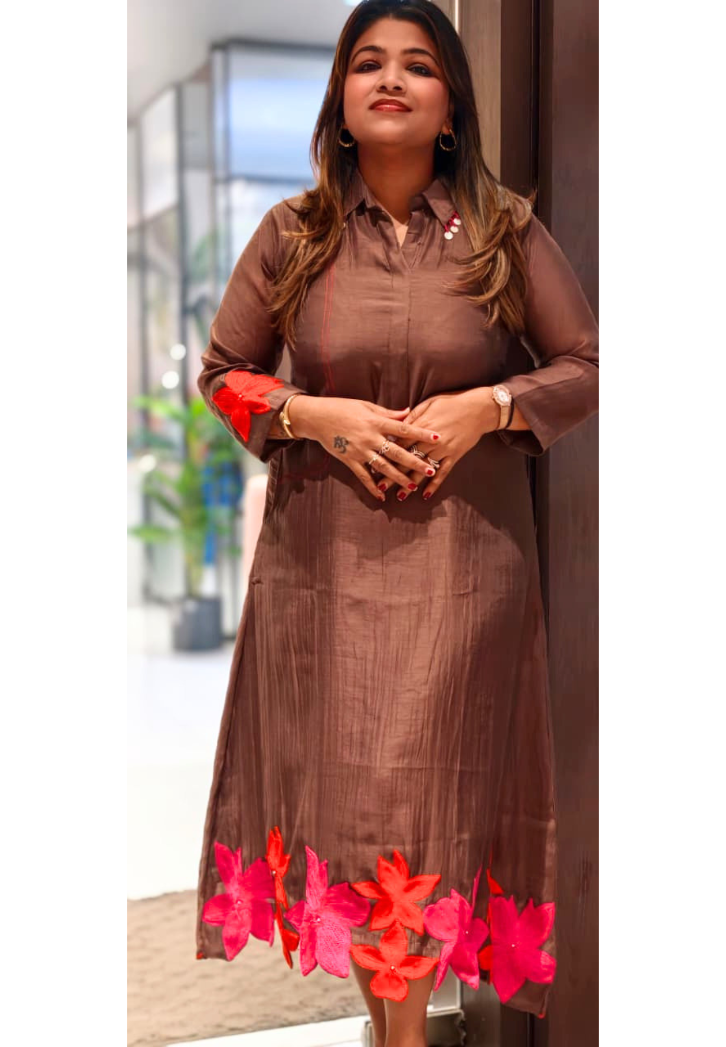 Floral Applique Cut-Work Stylish Collar Mul-Chanderi Frock- 15645 (Slightly Lean Fit)