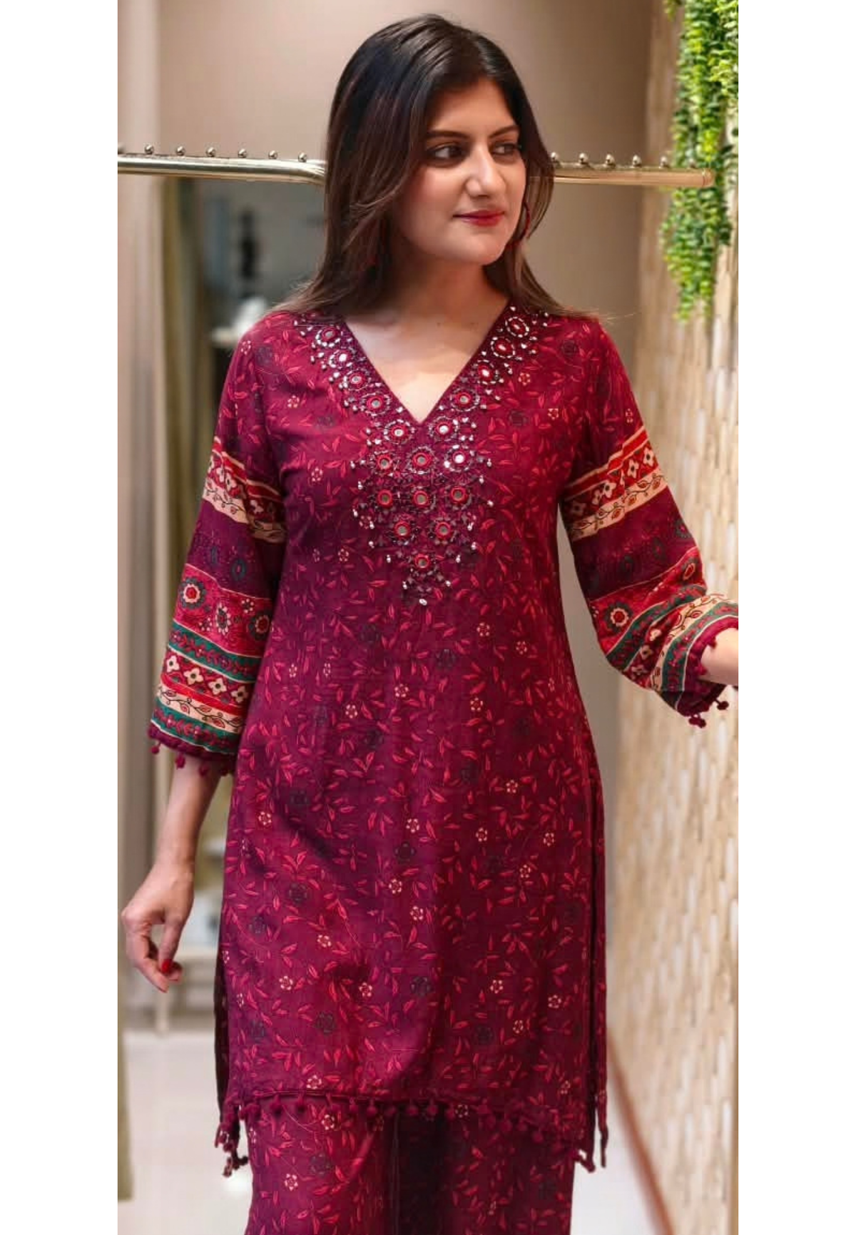 Bohmeian Real Mirror Touch Neckline Tiny Floral Printed Slub Cotton Kurta Pant Set- 16389