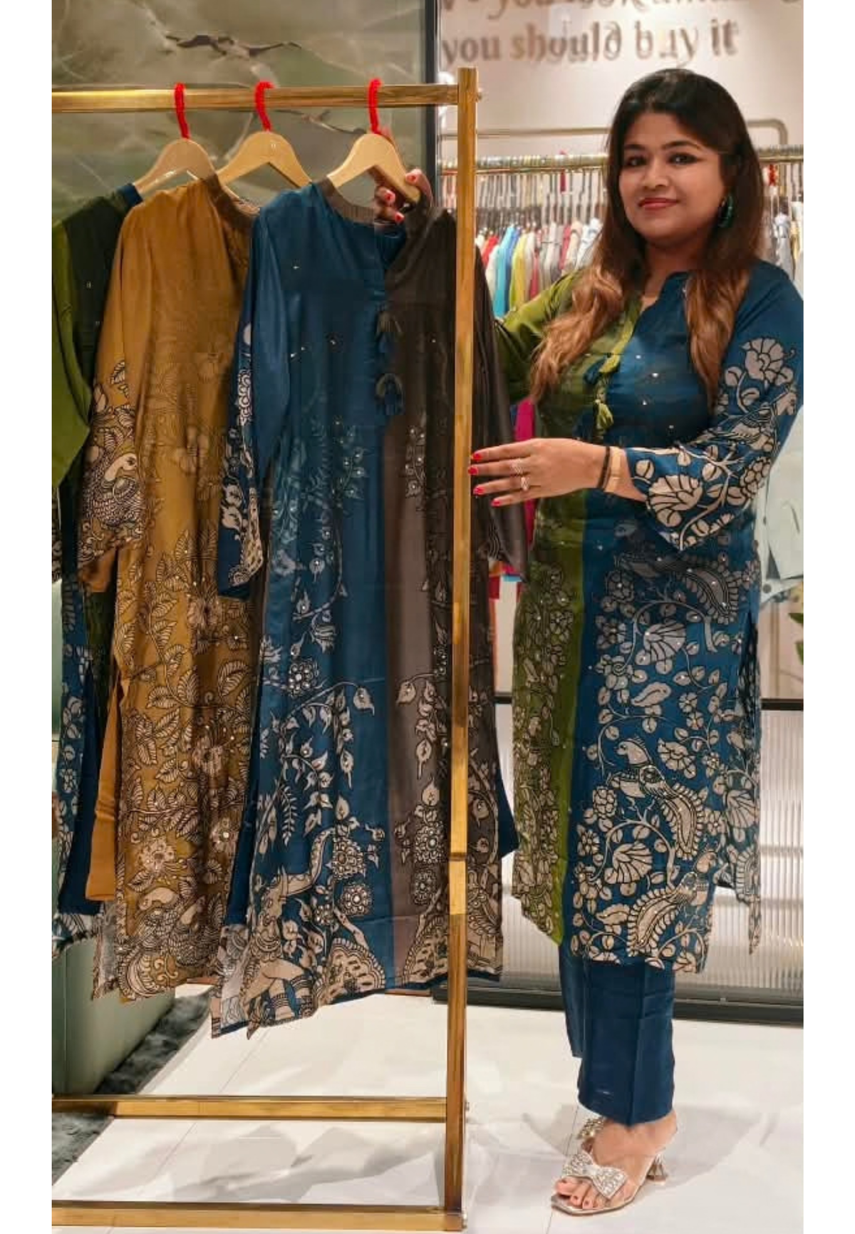 Kalamkari Print Button Down Accent Mandarin Collar Muslin Long Kurta Pant Set- 16517