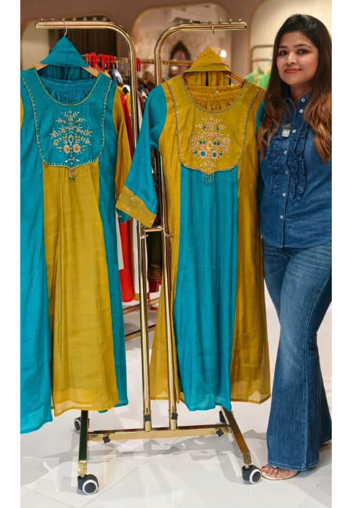 Surat Mul-Chanderi Zardozi Embroidered Yoke Contrast Shade Aline Full Suit Set With Dupatta- 16713