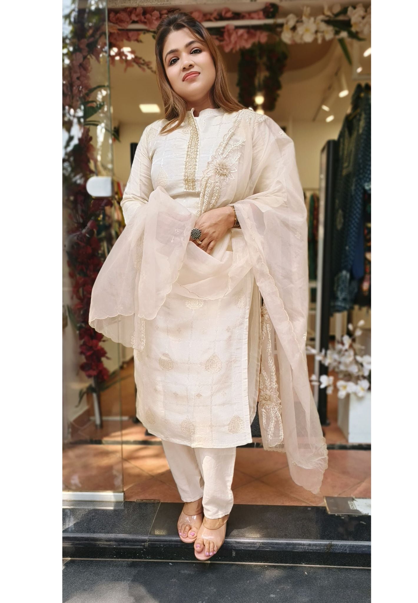 Beautiful shimmer tissue lean fit  full suit with lining and organza  dupatta DRY WASH-04039 (Lean fit)