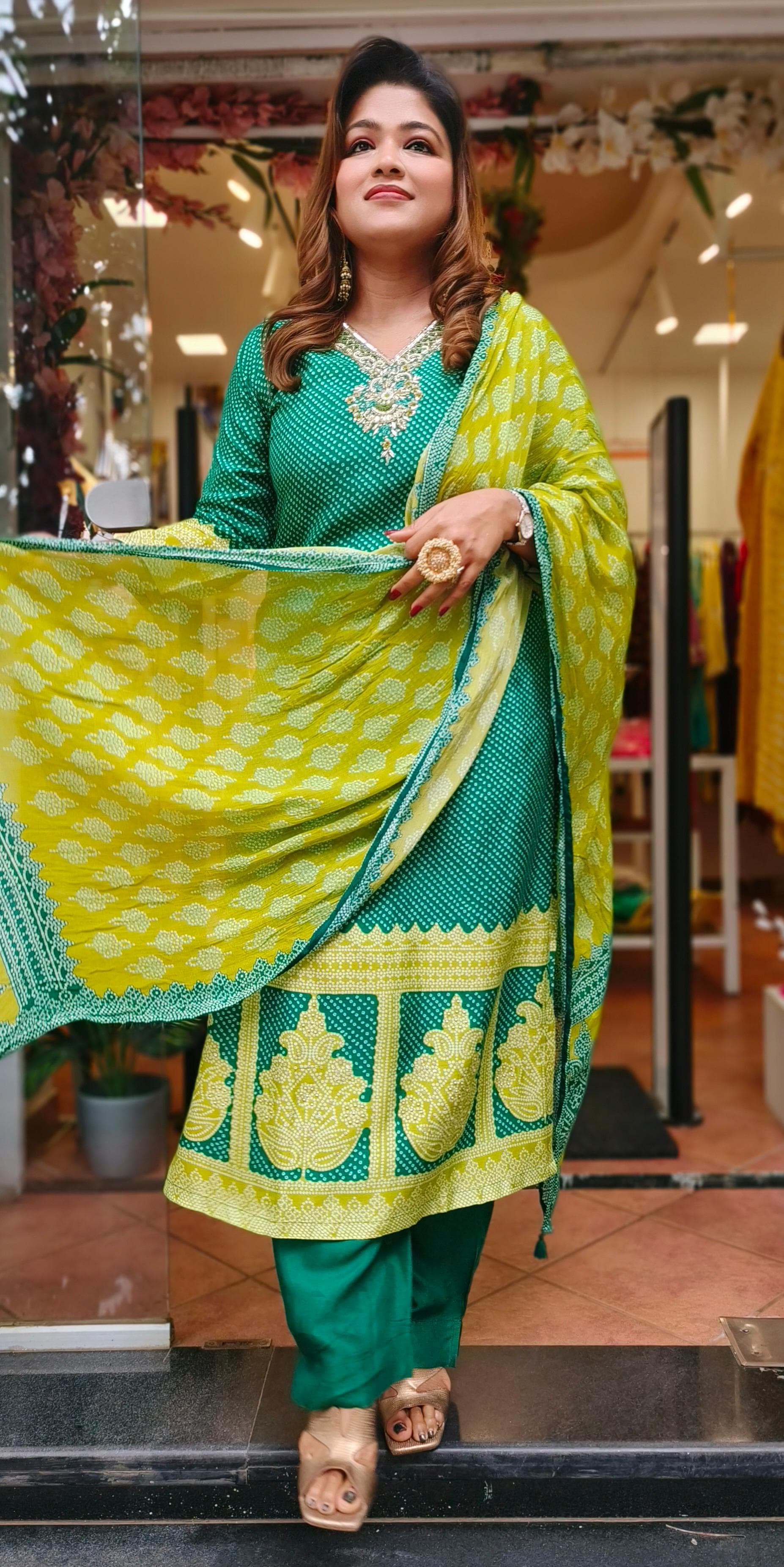 Beautiful Green Bandhani V-neck Embroidered Silk Full Suit Set With Dupatta -06047