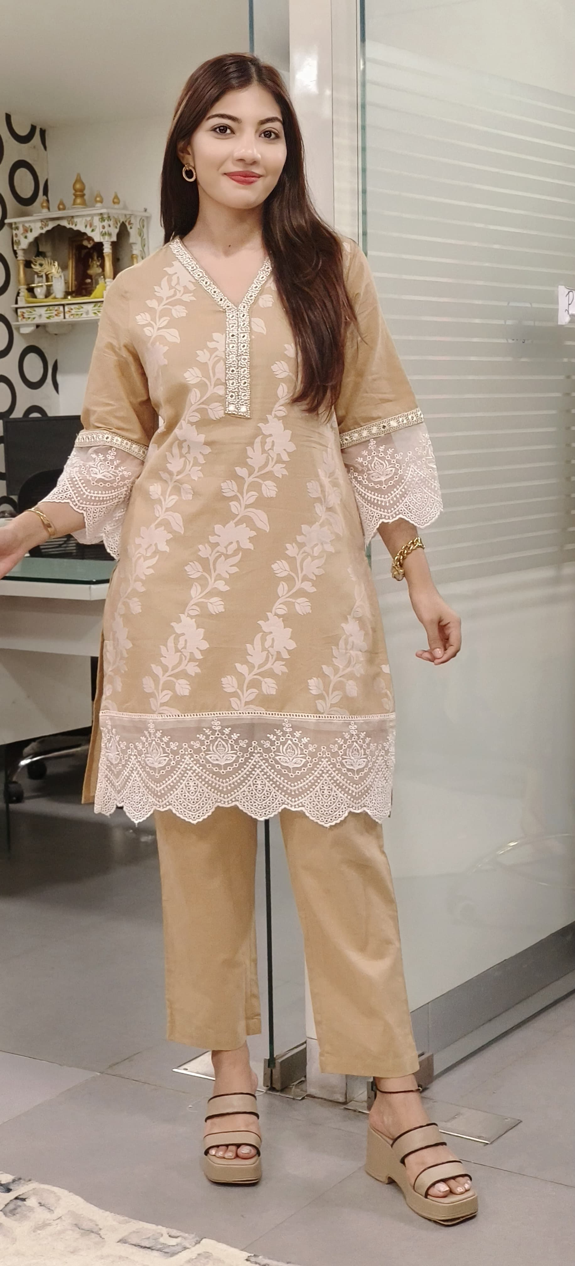 Timeless Braso Cotton Weaving Fabric Pearl Foil mirror Embroidered Kurta-Pant Set-09390,09389