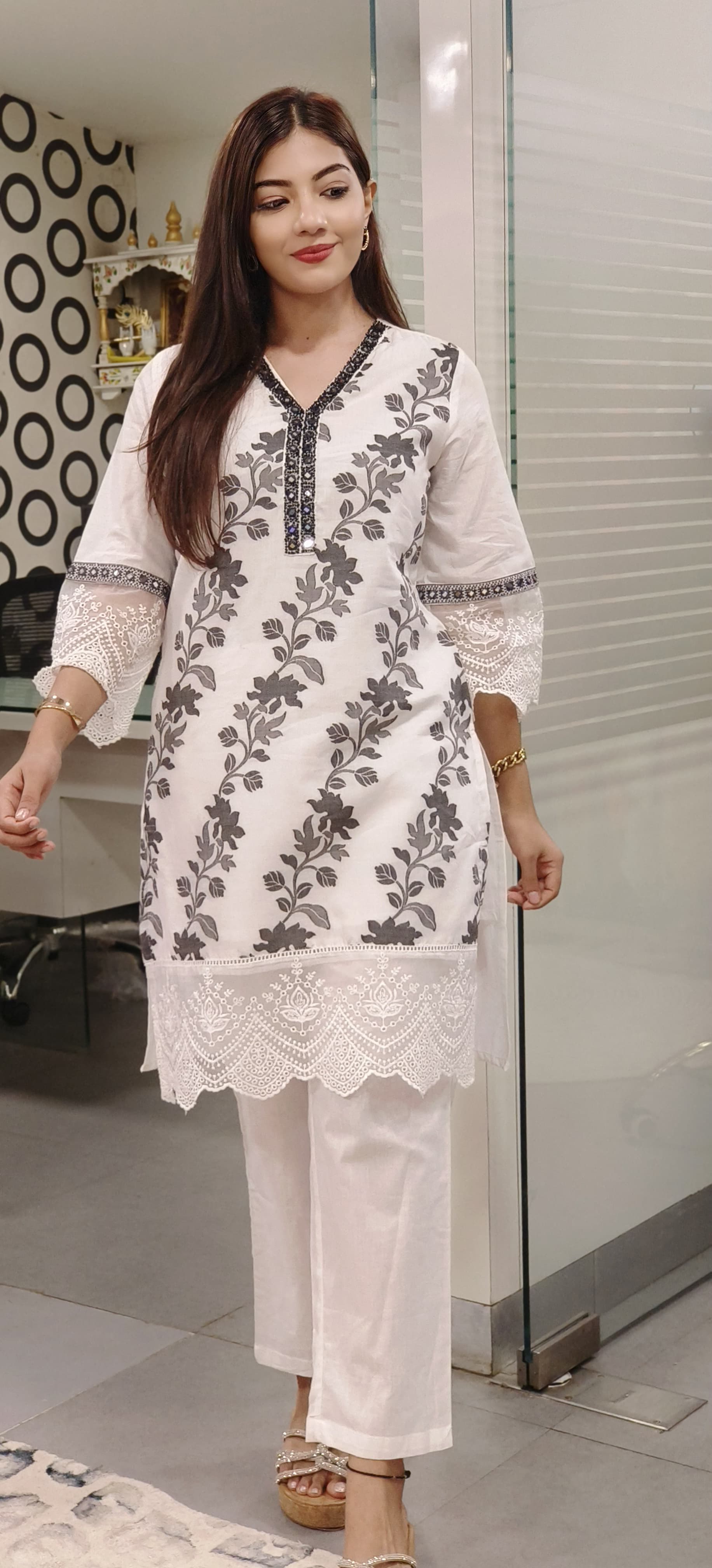 Timeless Braso Cotton Weaving Fabric Pearl Foil mirror Embroidered Kurta-Pant Set-09390,09389