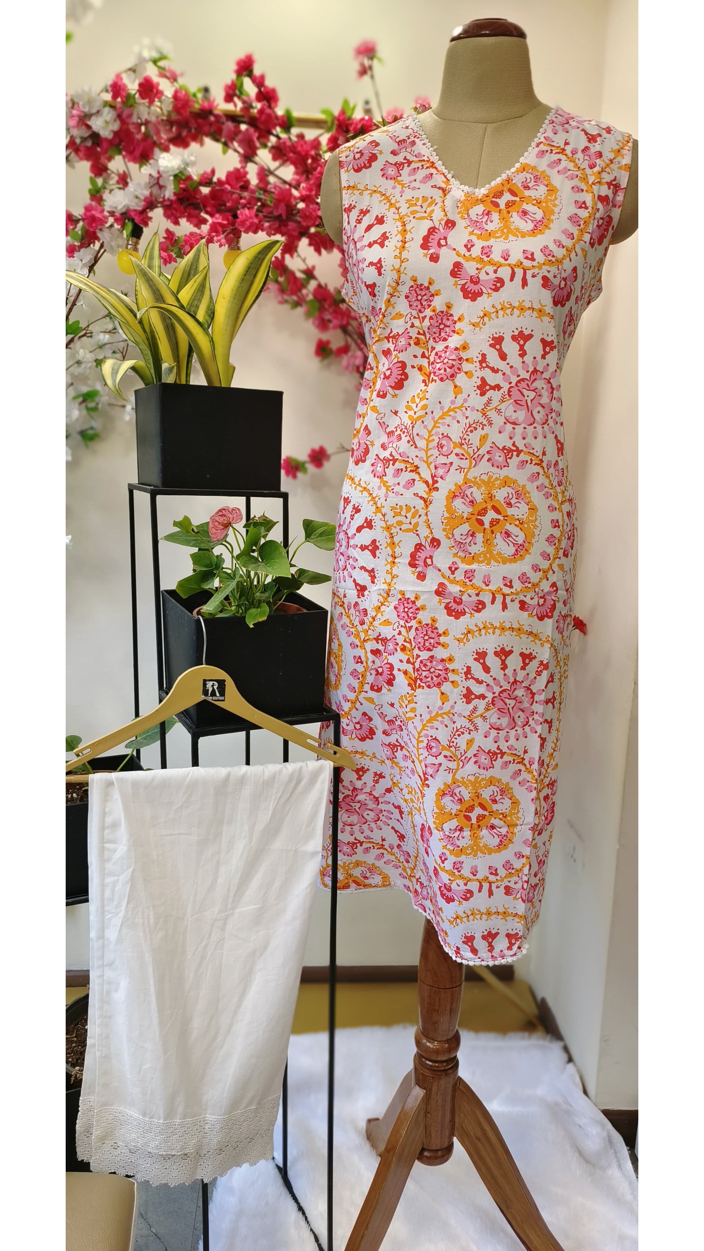 Summer Cotton Floral printed Sleeveless kurta with pant -05451