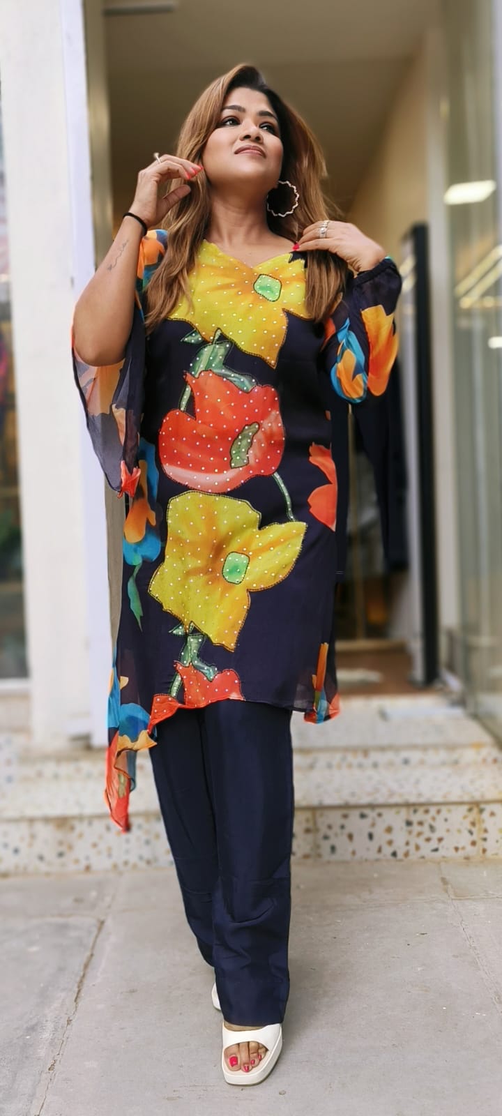Colourfull Chinon floral stylish sleeves only  top with inner DRYWASH