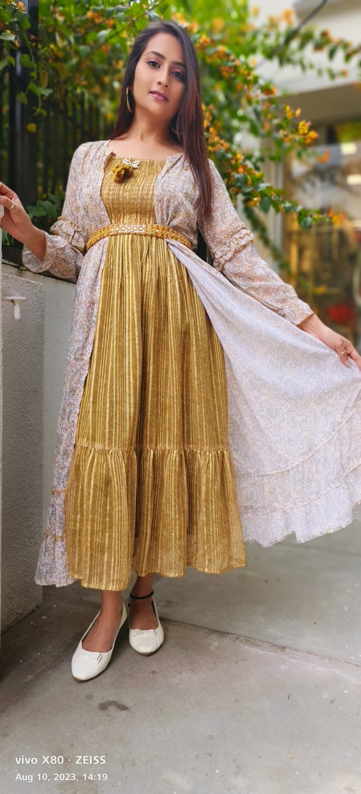 Georgette smoking inner with jacket knee length frock and embroidery belt {GOWN-BEN-02041}