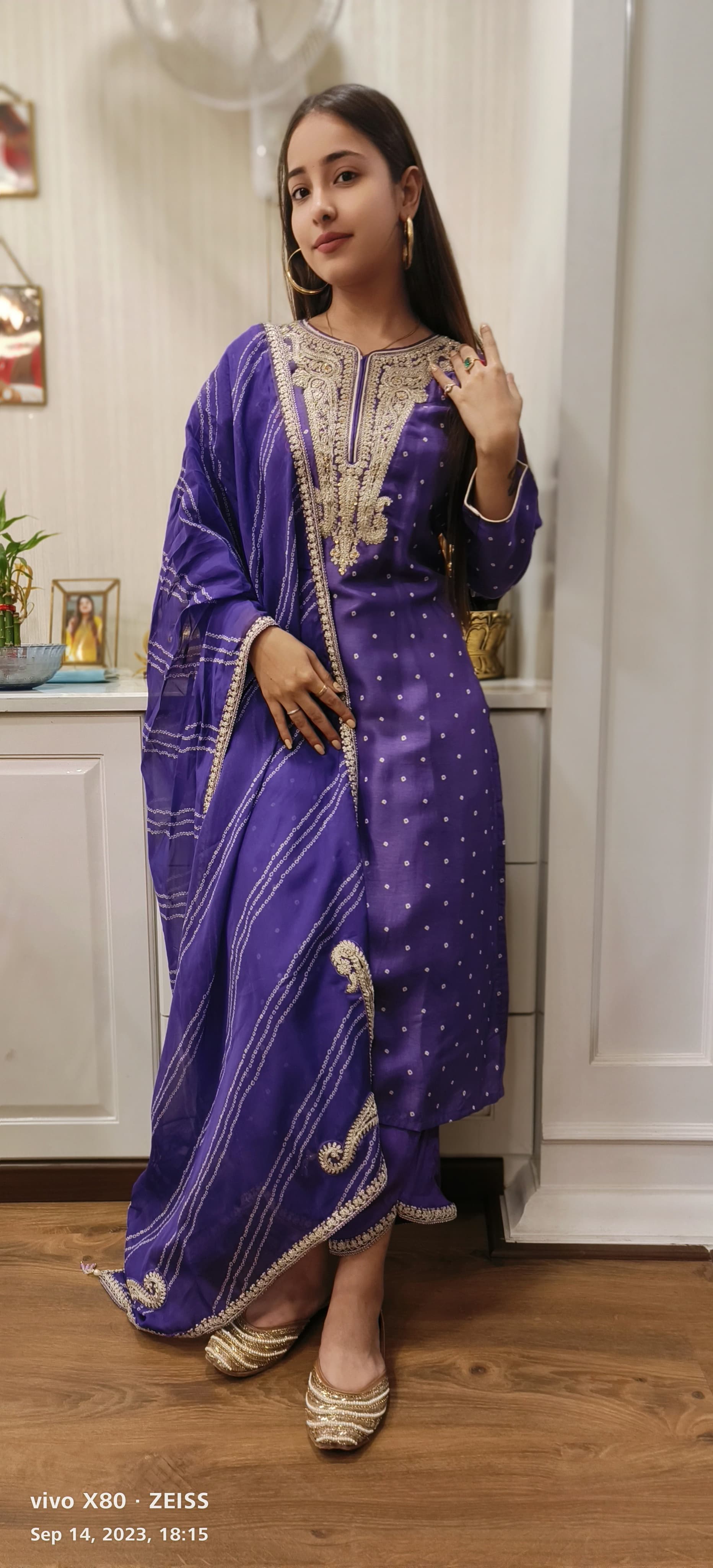 Silk thread embroidery bandhani kurta with pant and bandhani Organza embroidered dupatta{GOWN-MAI-02351}