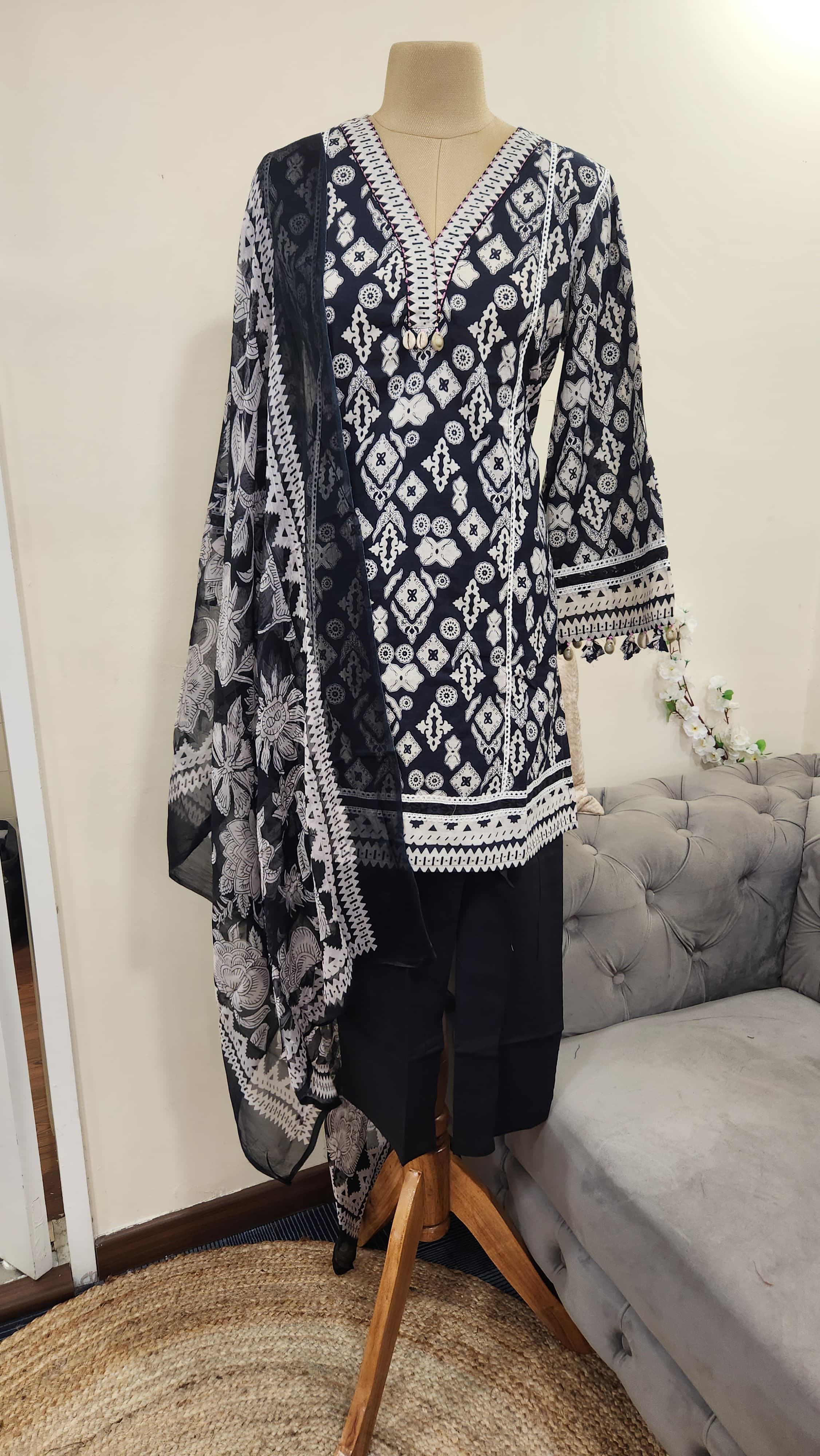 Black and white print V-neck full set and cotton dupatta DRY WASH-03820}