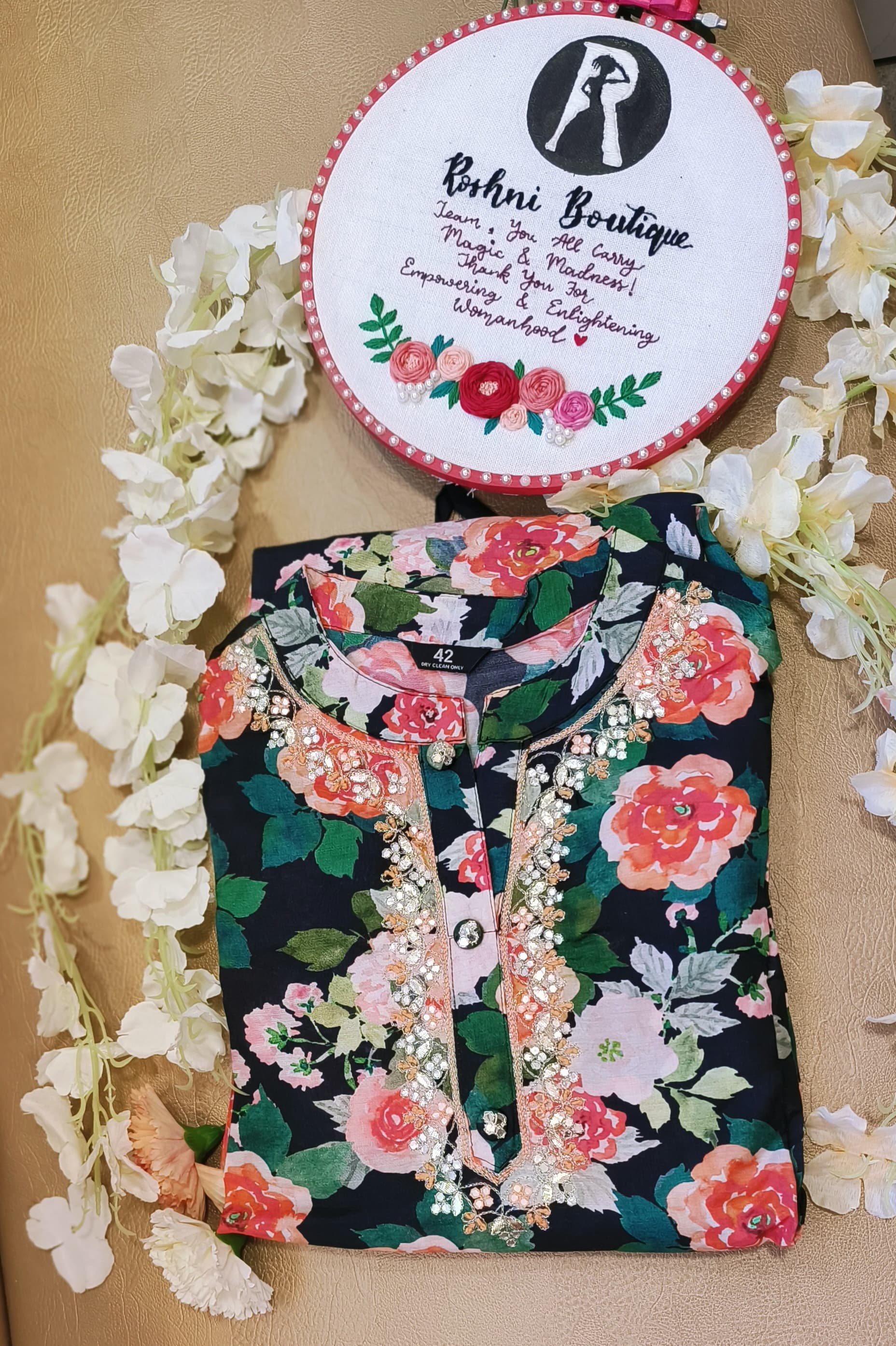 Soft Muslin Floral Beautiful embroidered kurta with pant set with chiffon dupatta DRY WASH 02709