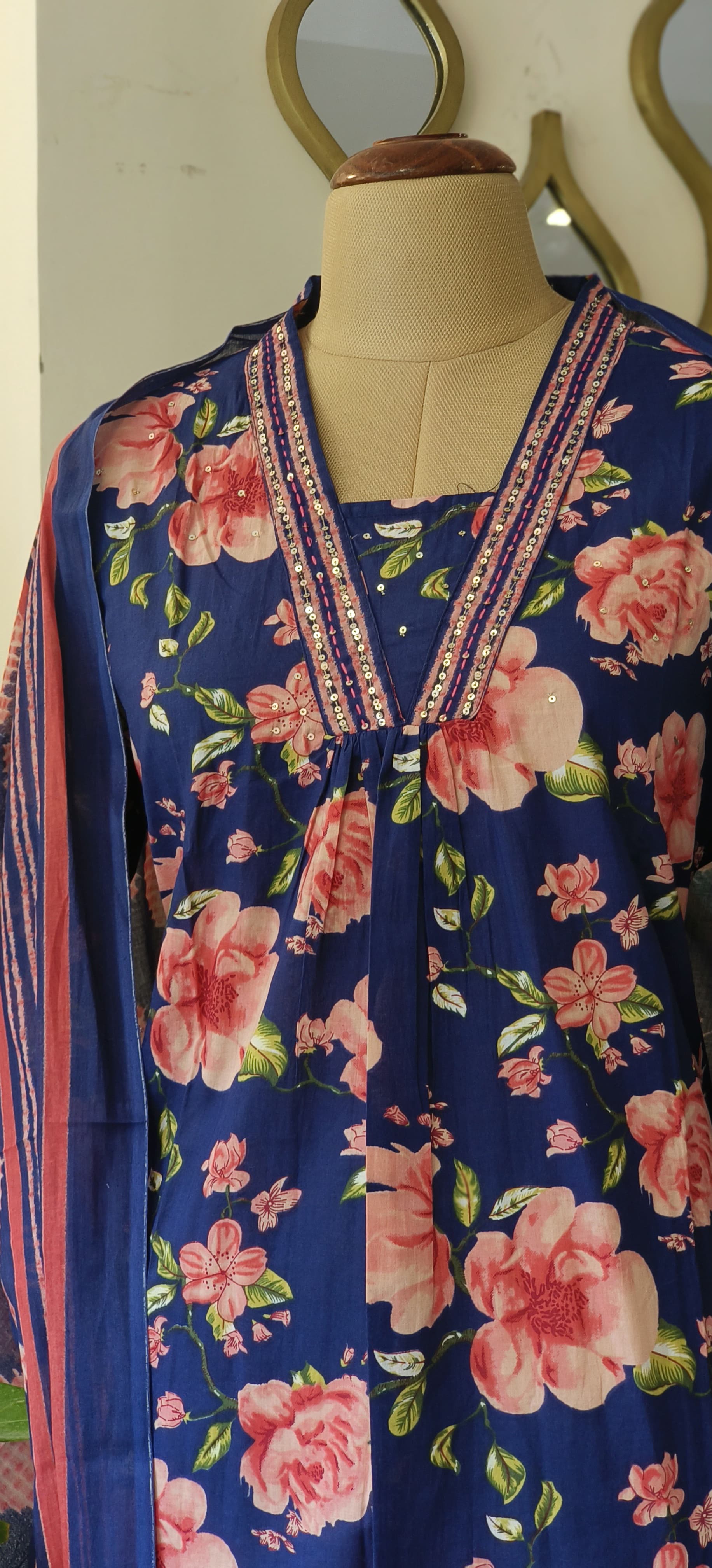 Blue Summer floral  Printed Cotton kurta with pant and Dupatta-05370